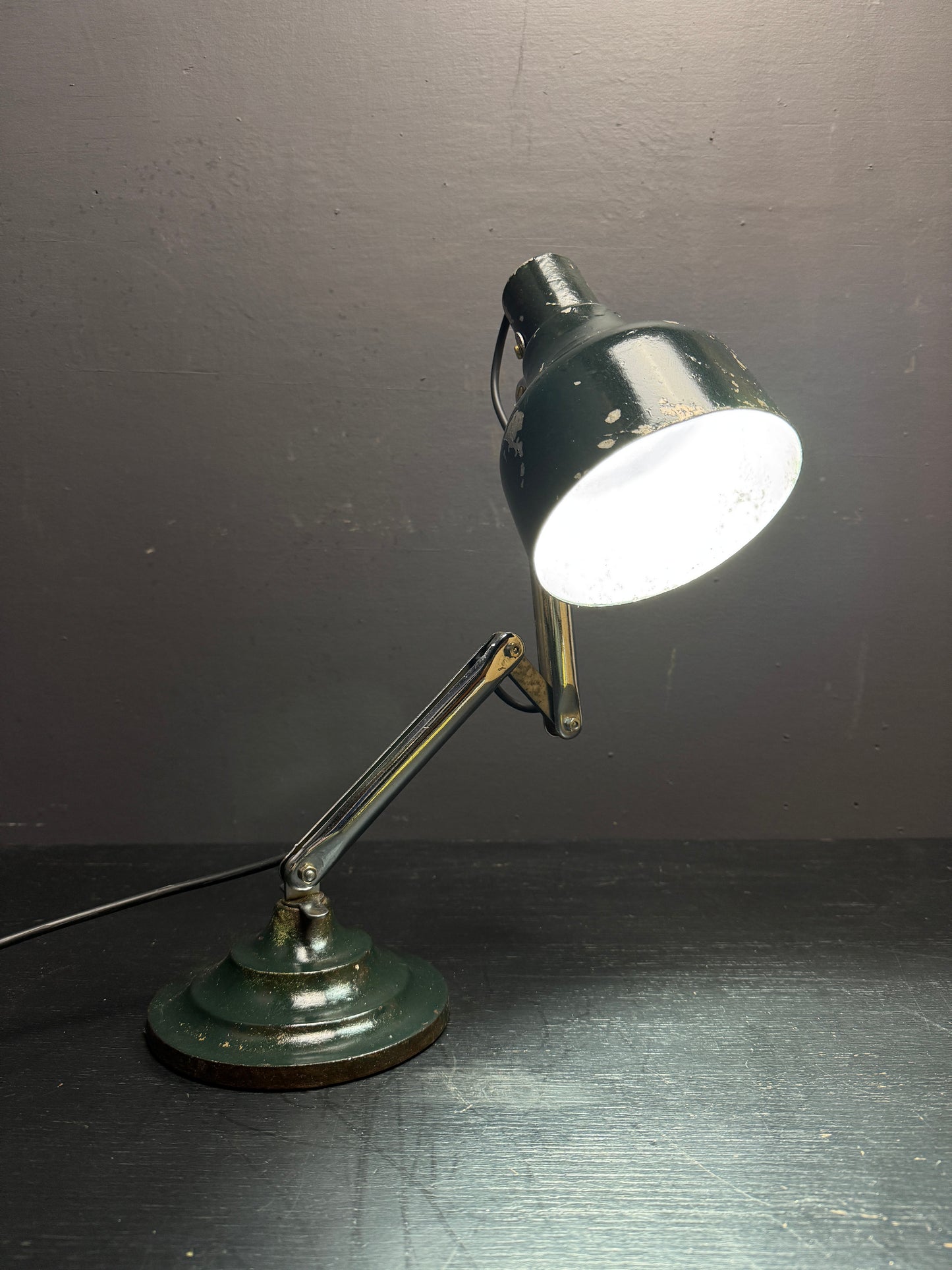 1940s PIFCO Articulated Table Lamp
