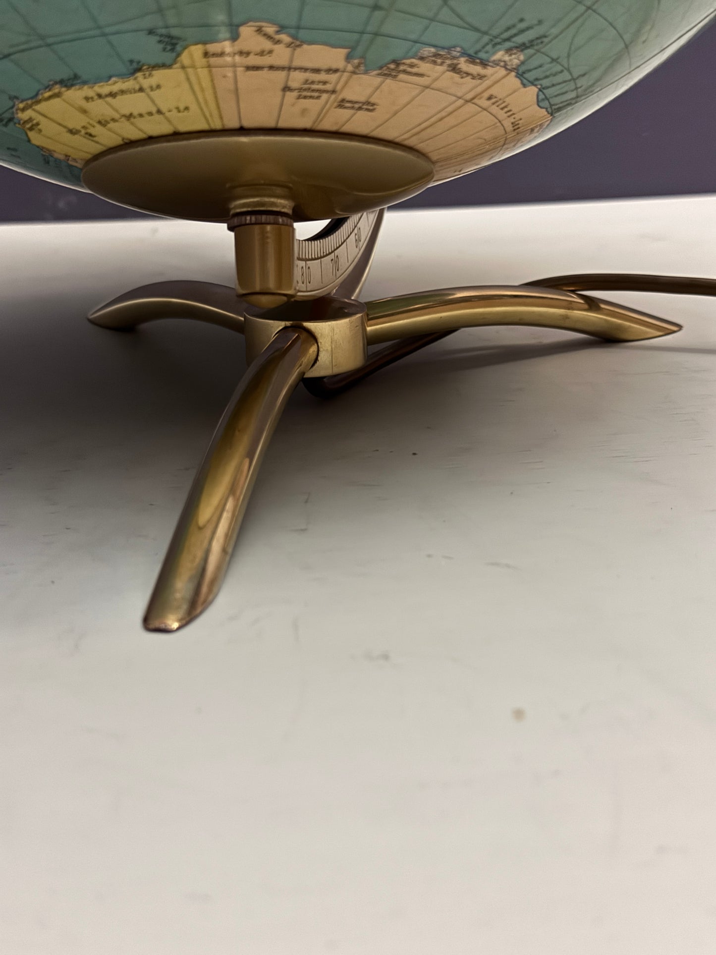 Vintage Rare 1960s Bi Directional Columbus Duo Glass Globe Lamp