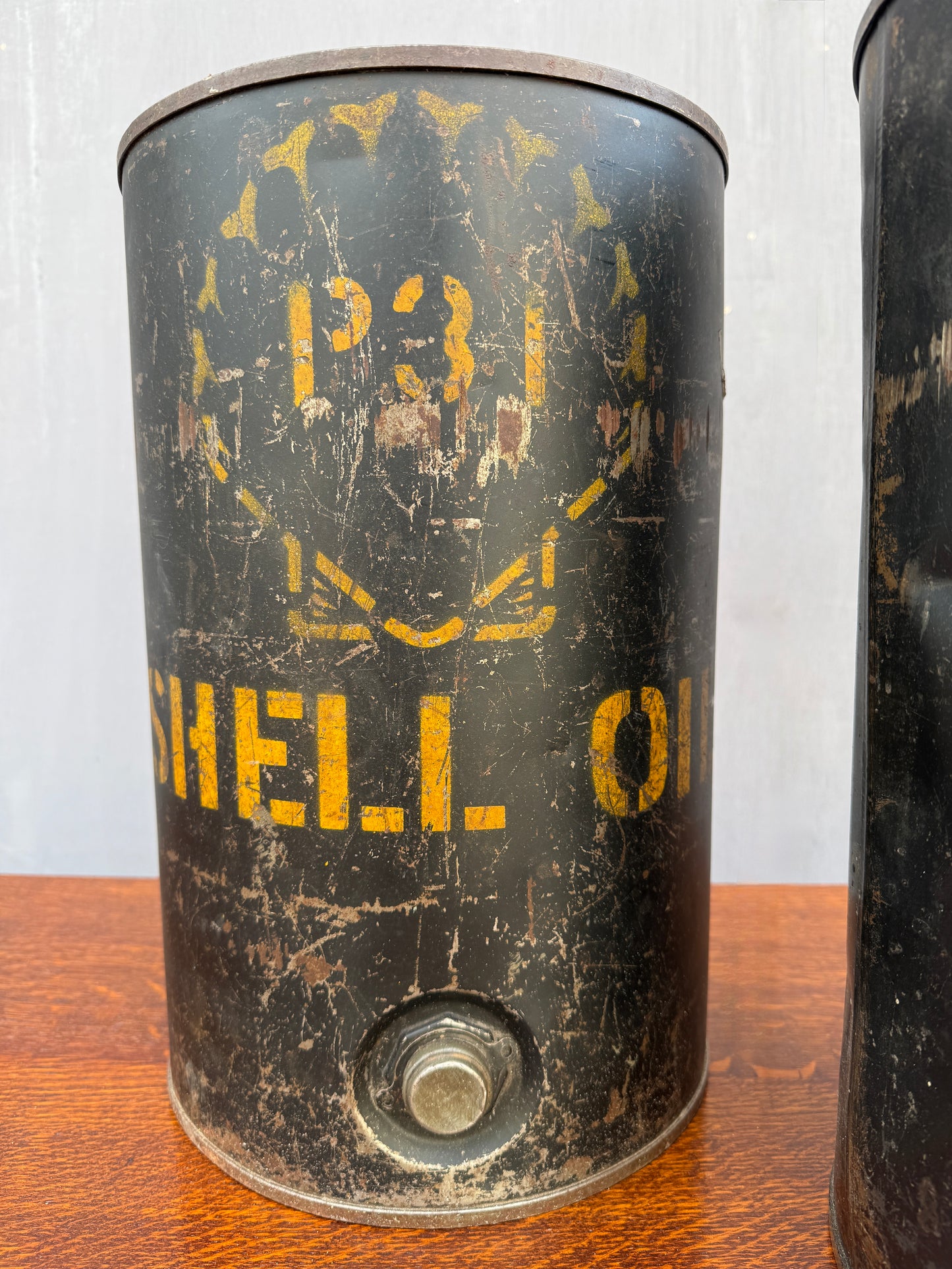 1930s Shell Oil Cans.