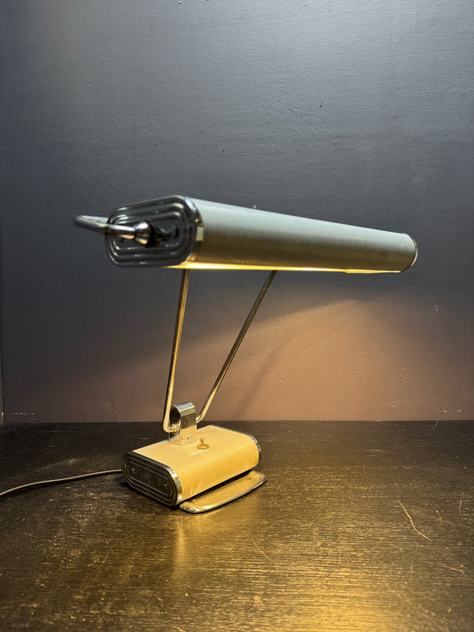 Original 1930s Model No 71 Desk Lamp By Eileen Gray For Jumo