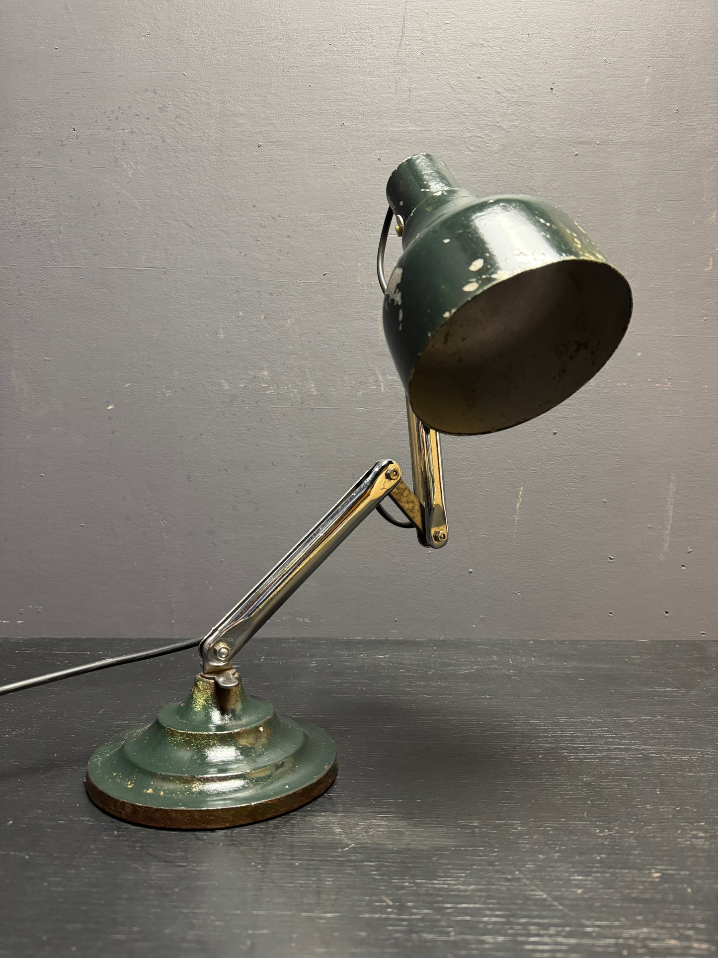 1940s PIFCO Articulated Table Lamp