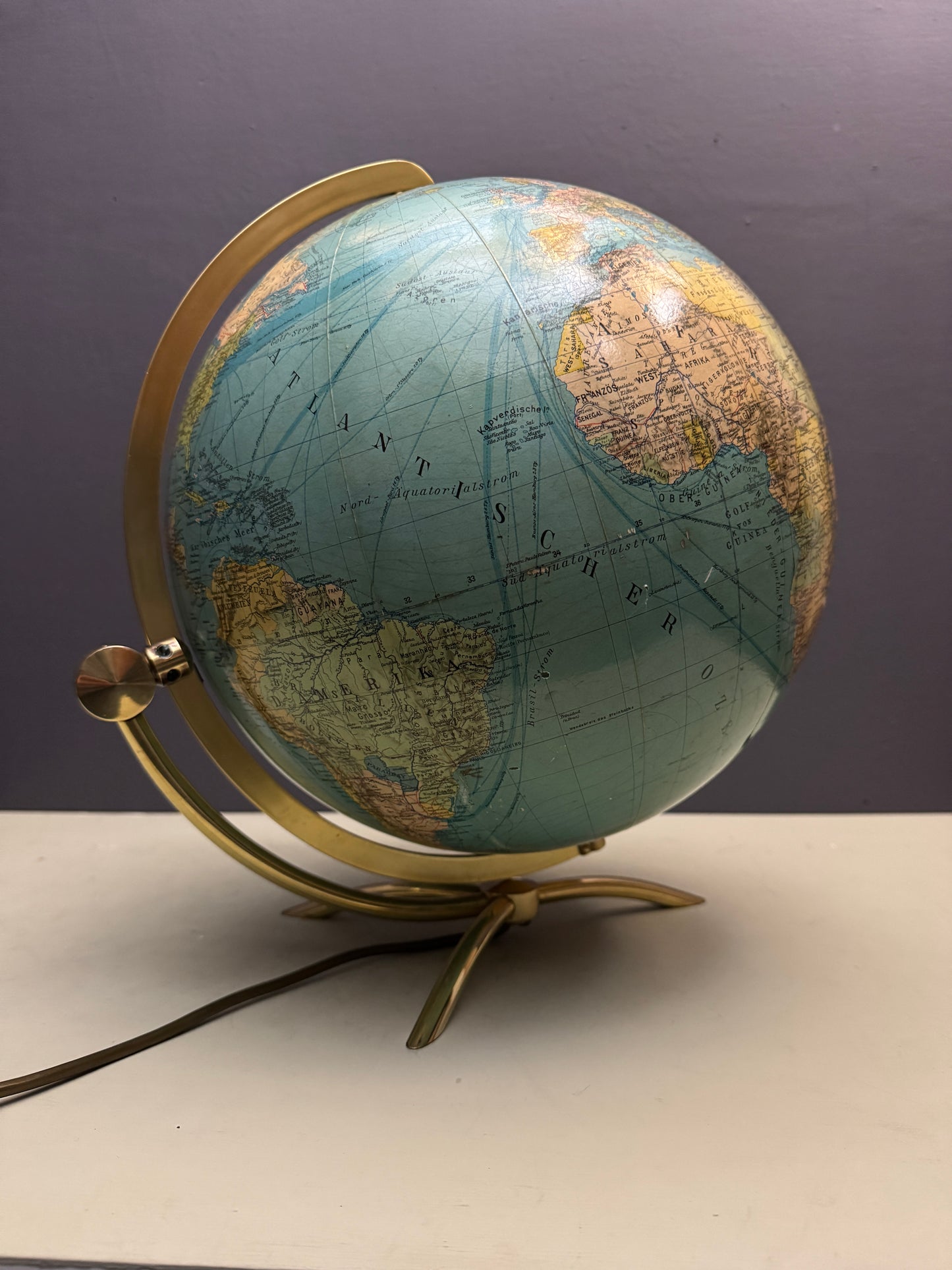 Vintage Rare 1960s Bi Directional Columbus Duo Glass Globe Lamp