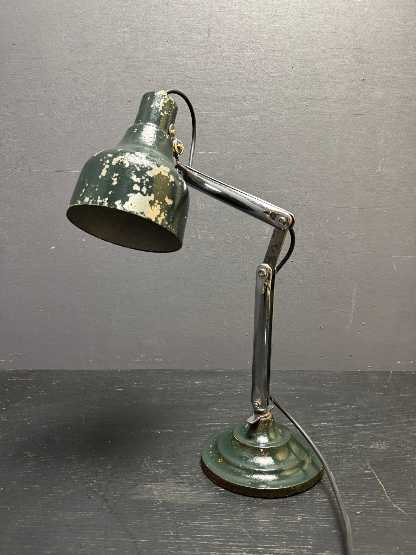 1940s PIFCO Articulated Table Lamp