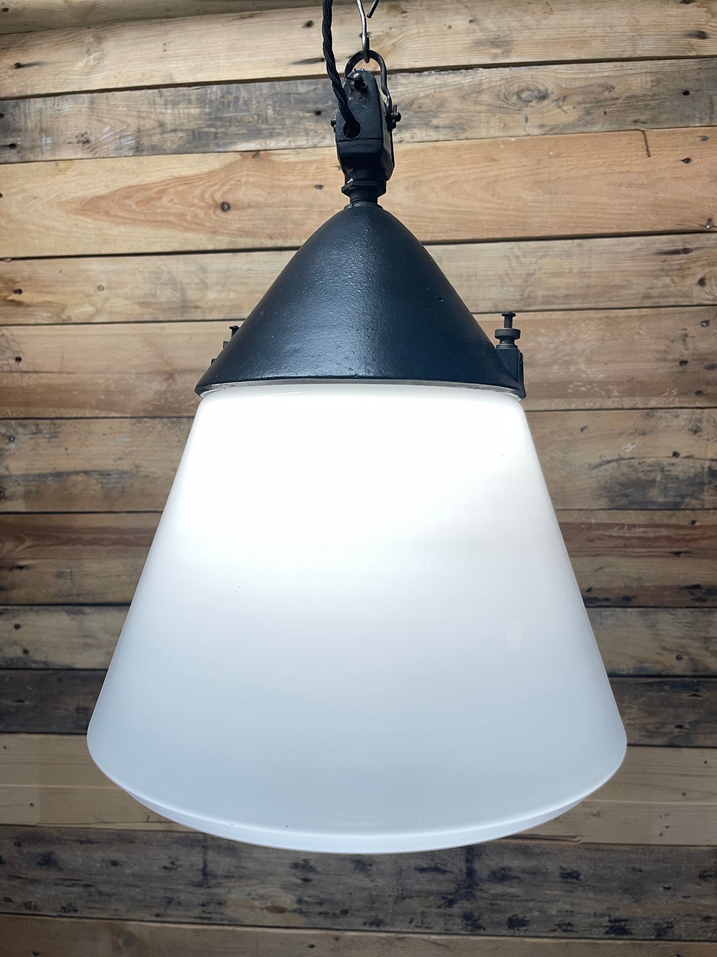 1930s Industrial Pendant Lights By Hin Bredendieck For Kandem