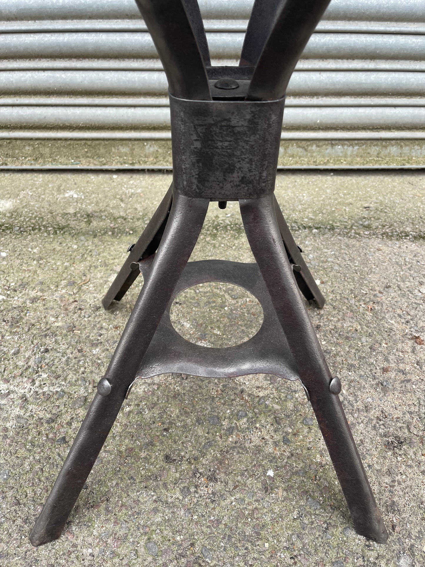 1930s British Made Industrial Work Stool By Brooks - Evertaught