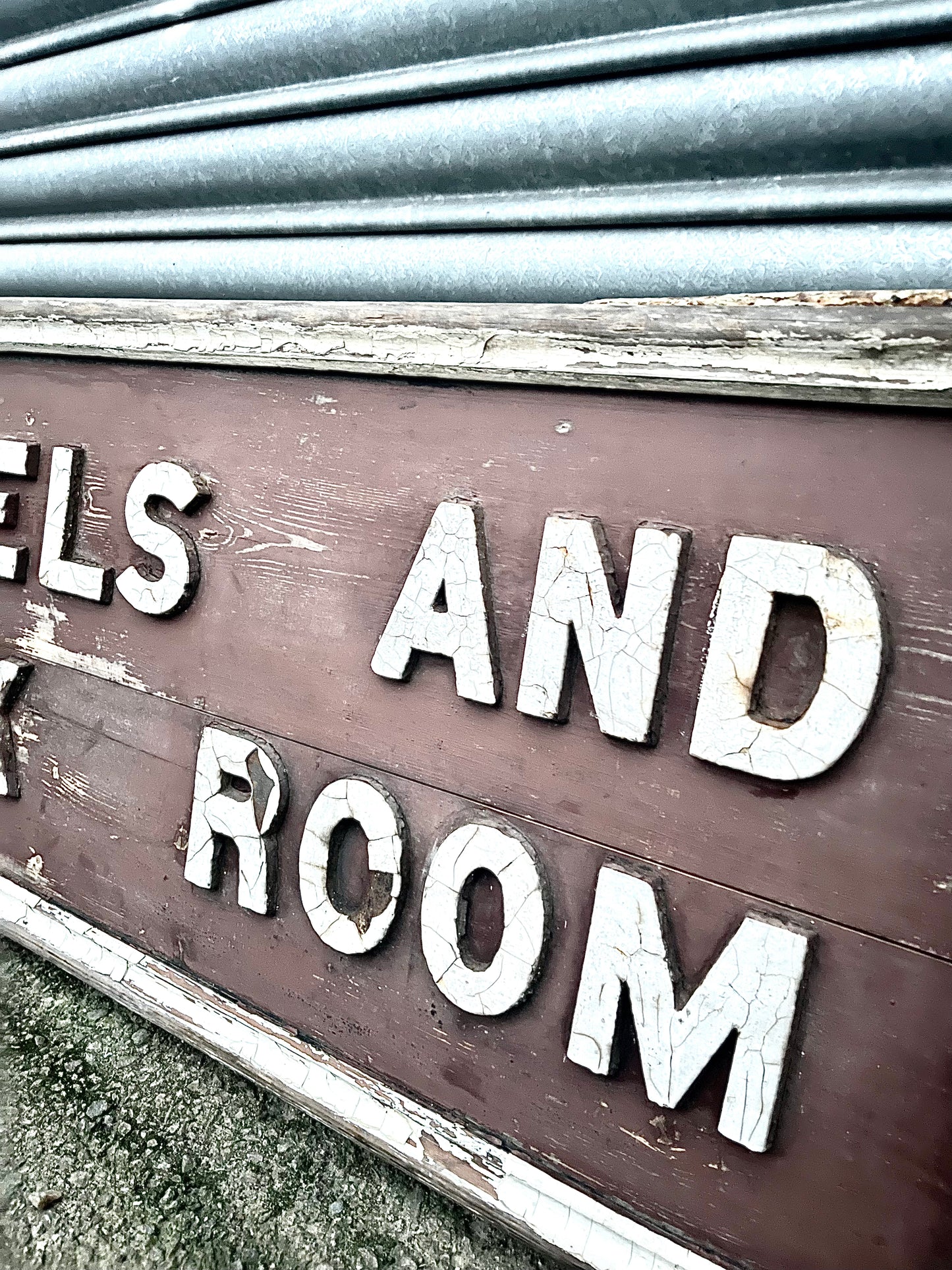 Large Early 1900s GWR Very Large Cloak Room Sign