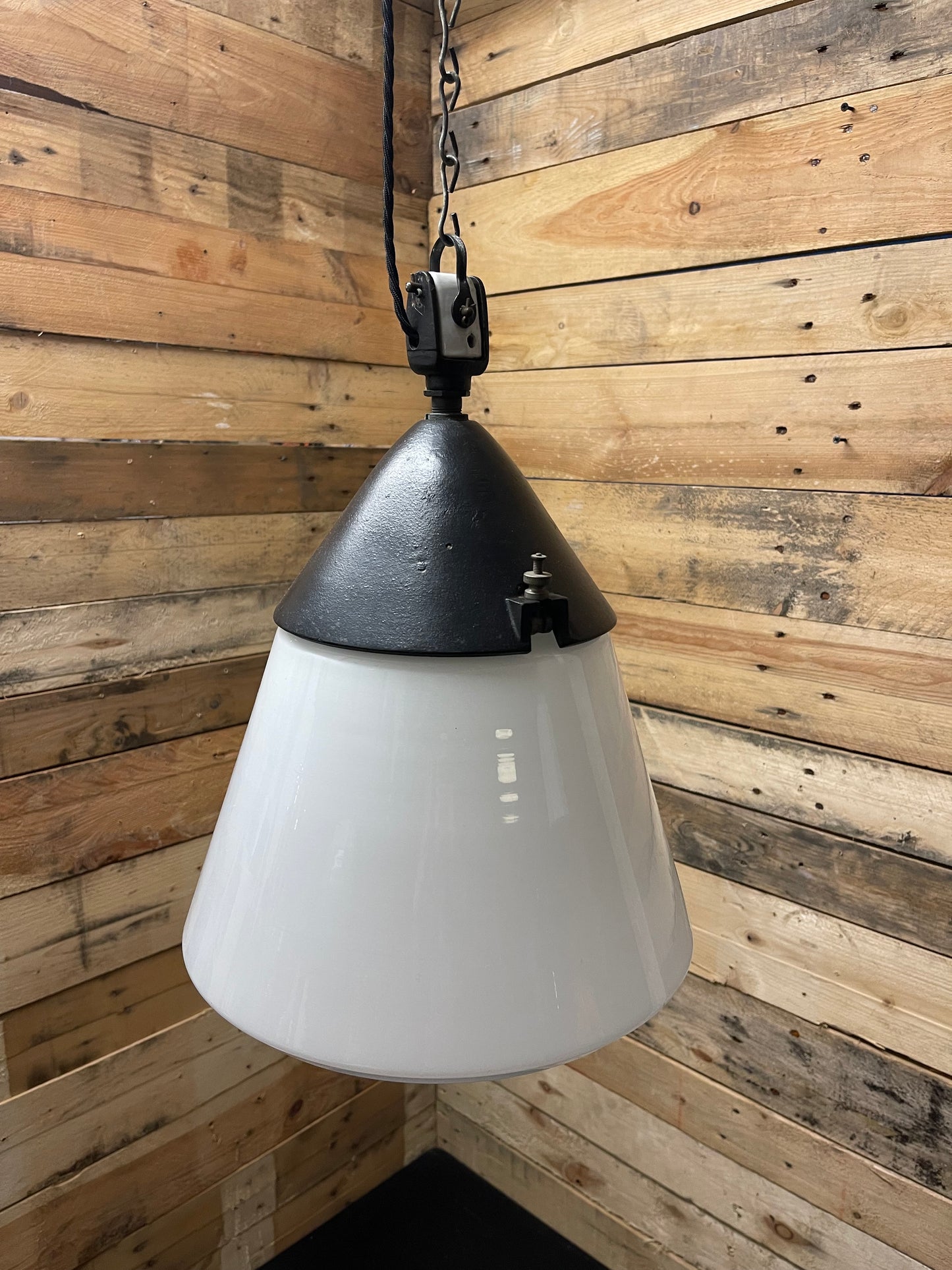 1930s Industrial Pendant Lights By Hin Bredendieck For Kandem