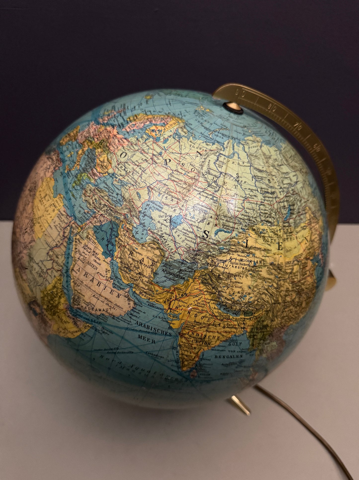 Vintage Rare 1960s Bi Directional Columbus Duo Glass Globe Lamp