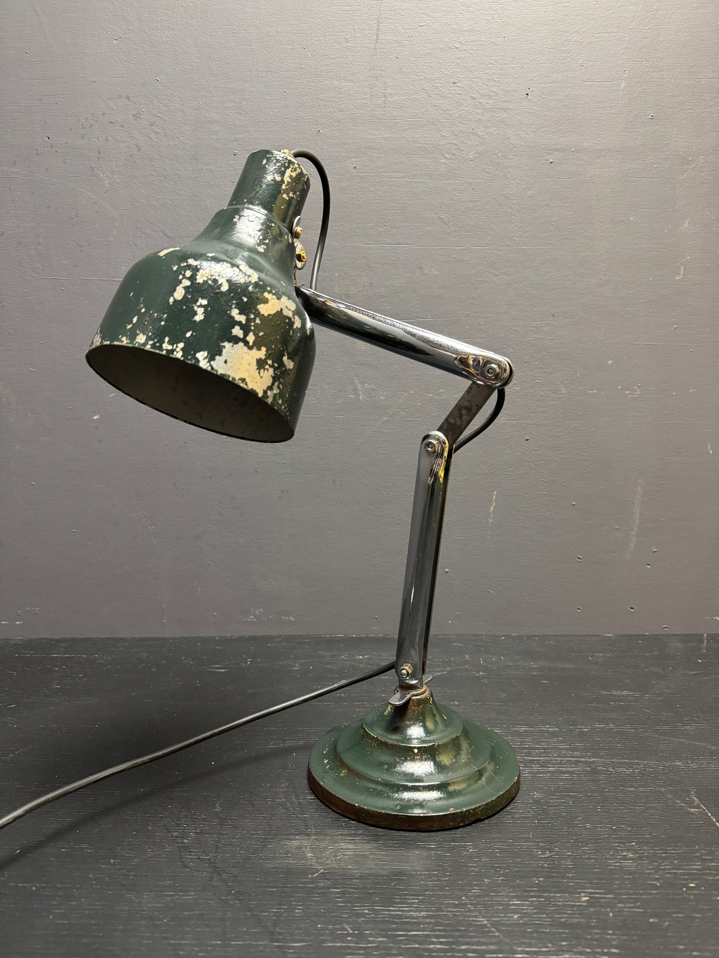 1940s PIFCO Articulated Table Lamp