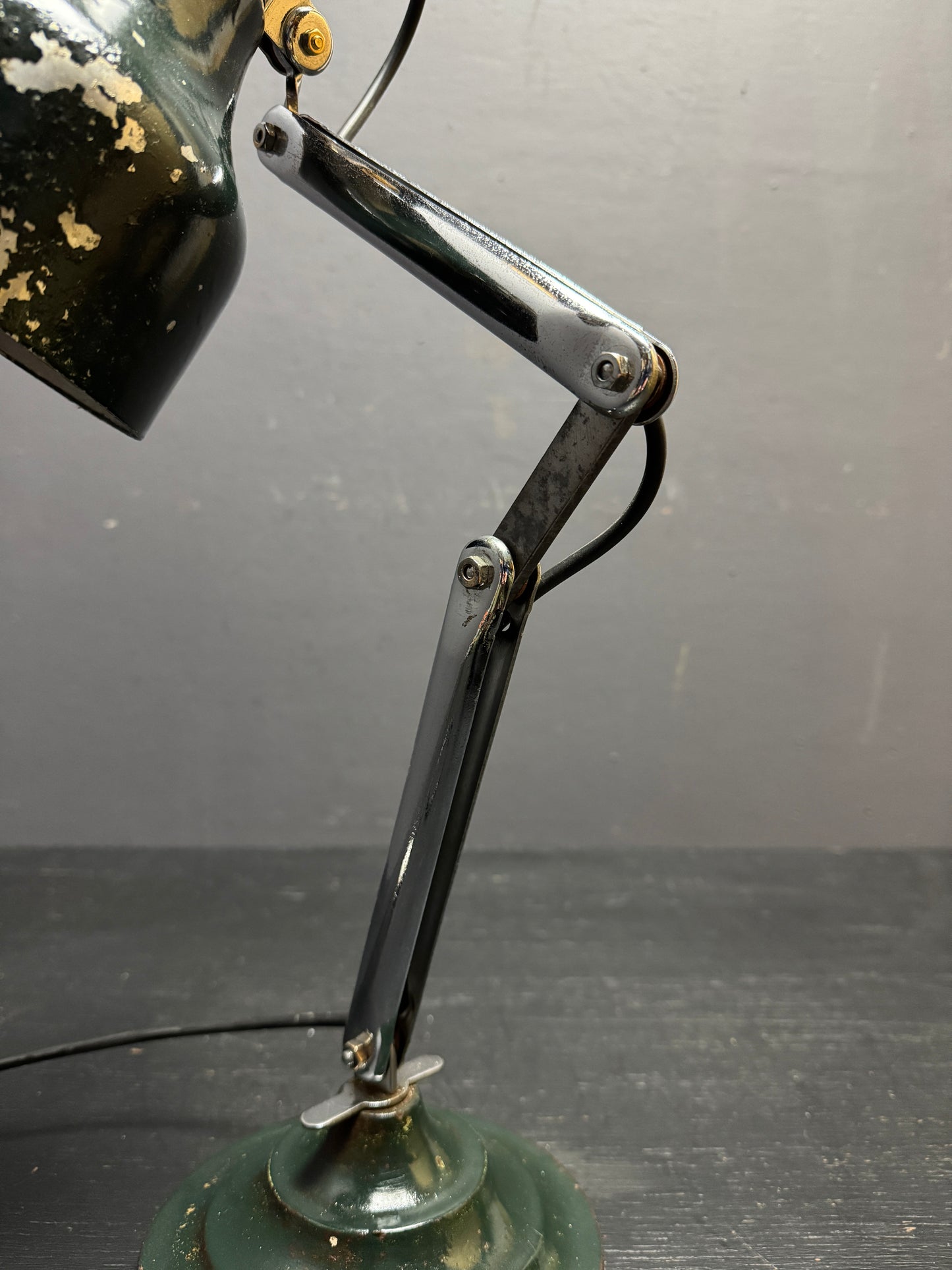 1940s PIFCO Articulated Table Lamp
