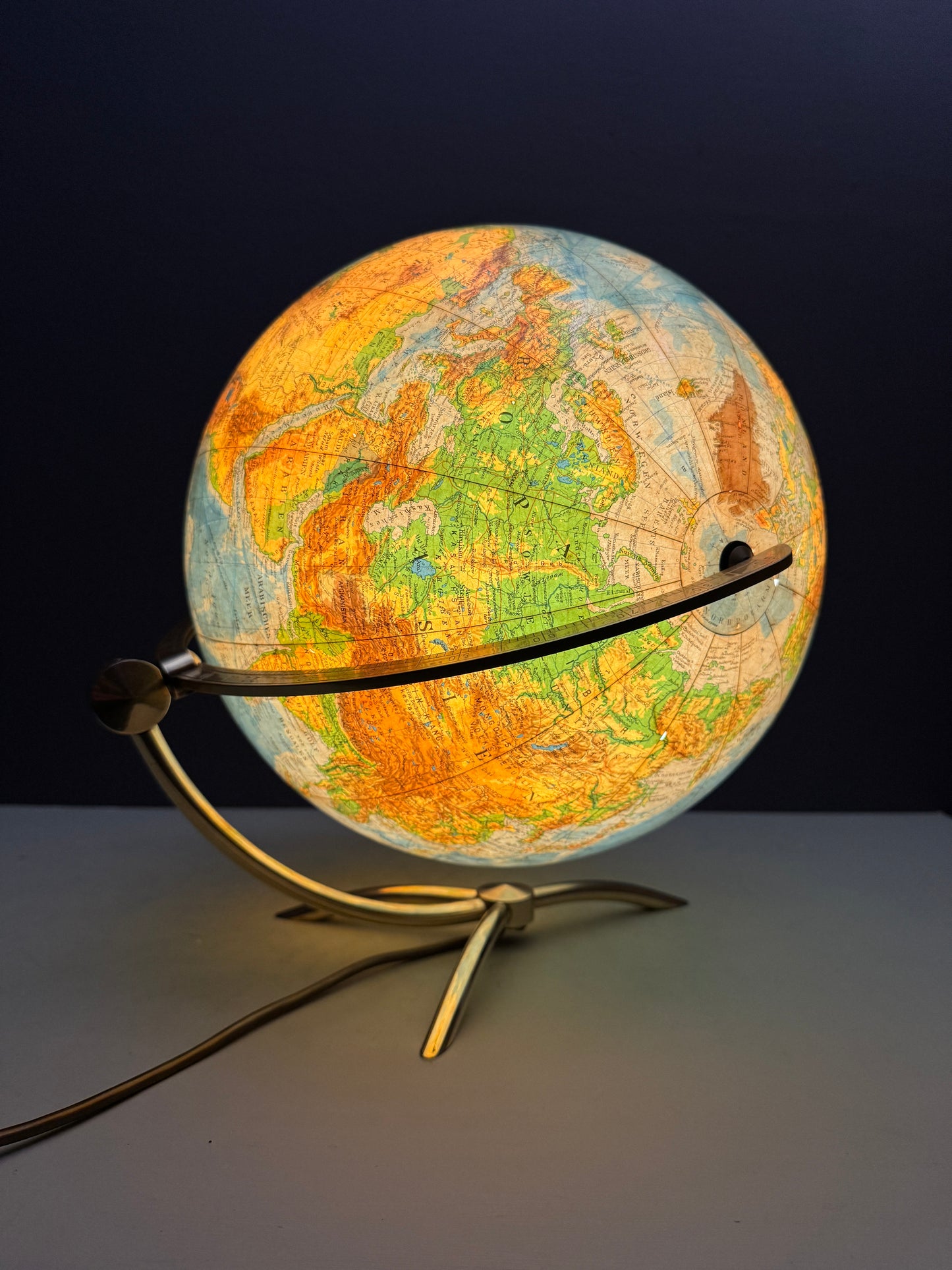 Vintage Rare 1960s Bi Directional Columbus Duo Glass Globe Lamp
