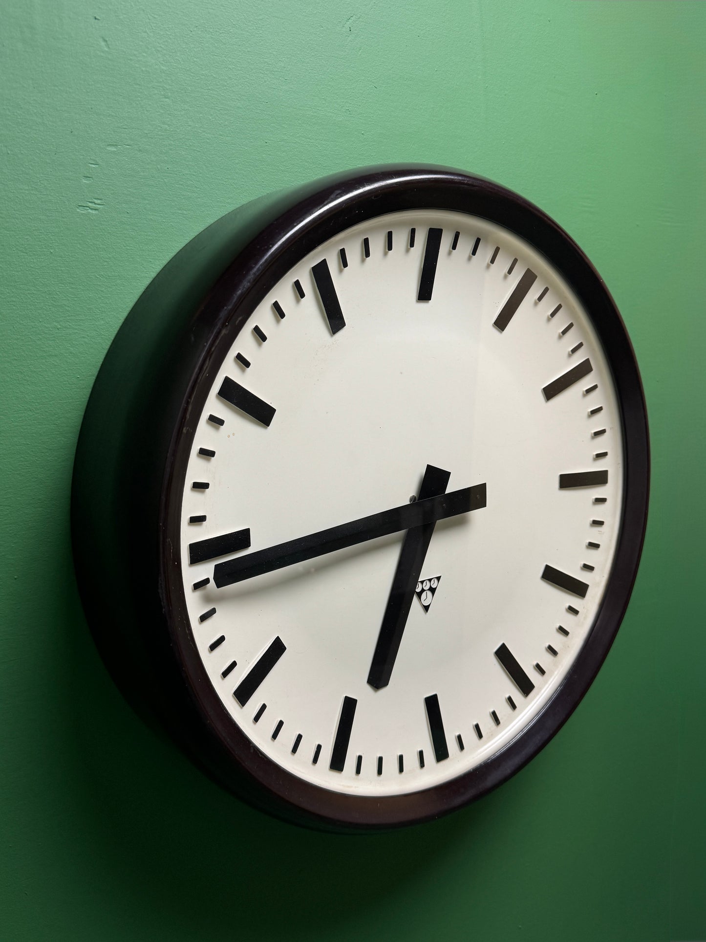 Large Czech 1940s Bakelite Office / Factory Clocks By Pragotron