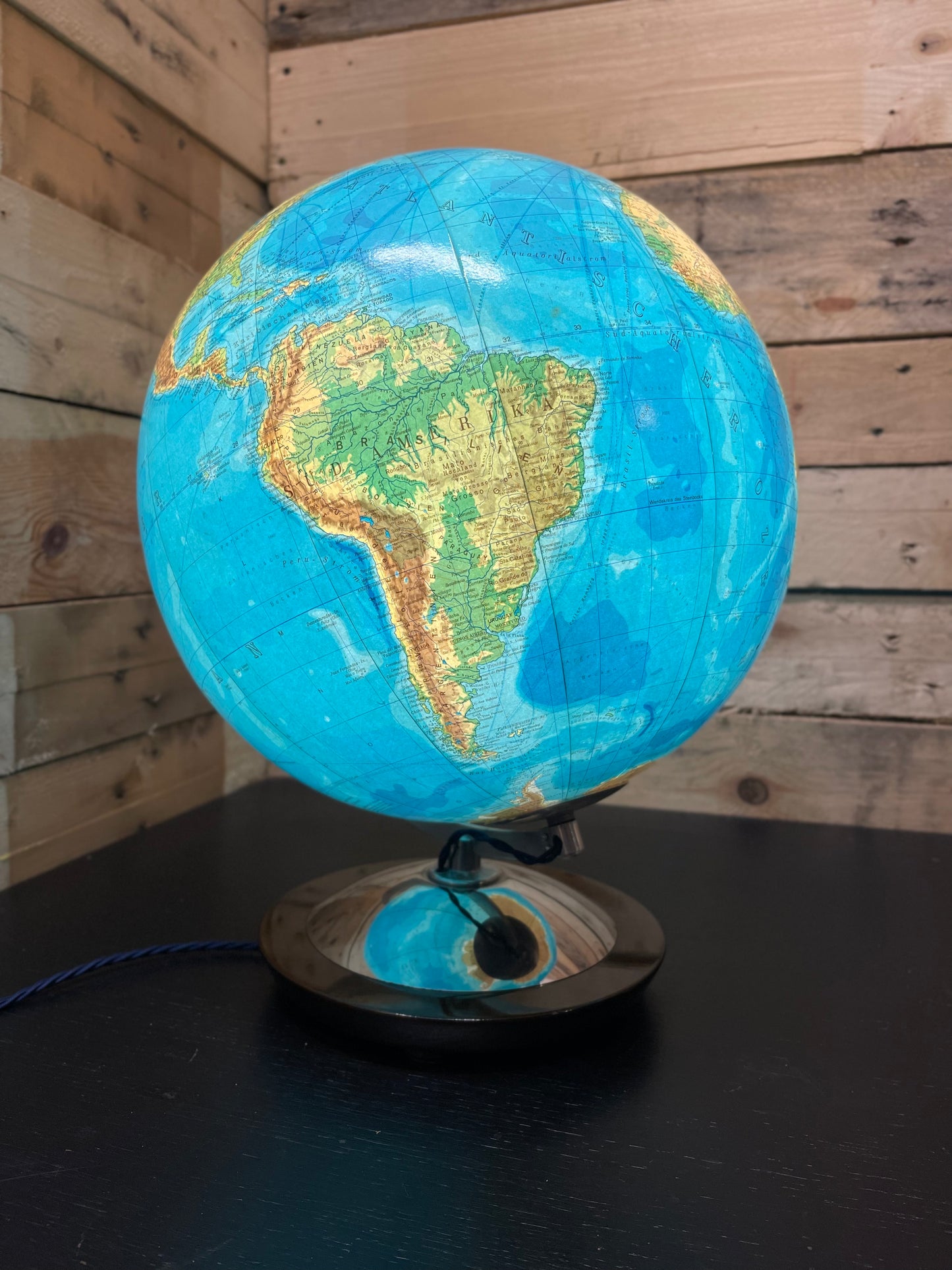 Vintage 1960s Columbus Duo Glass Globe Lamp