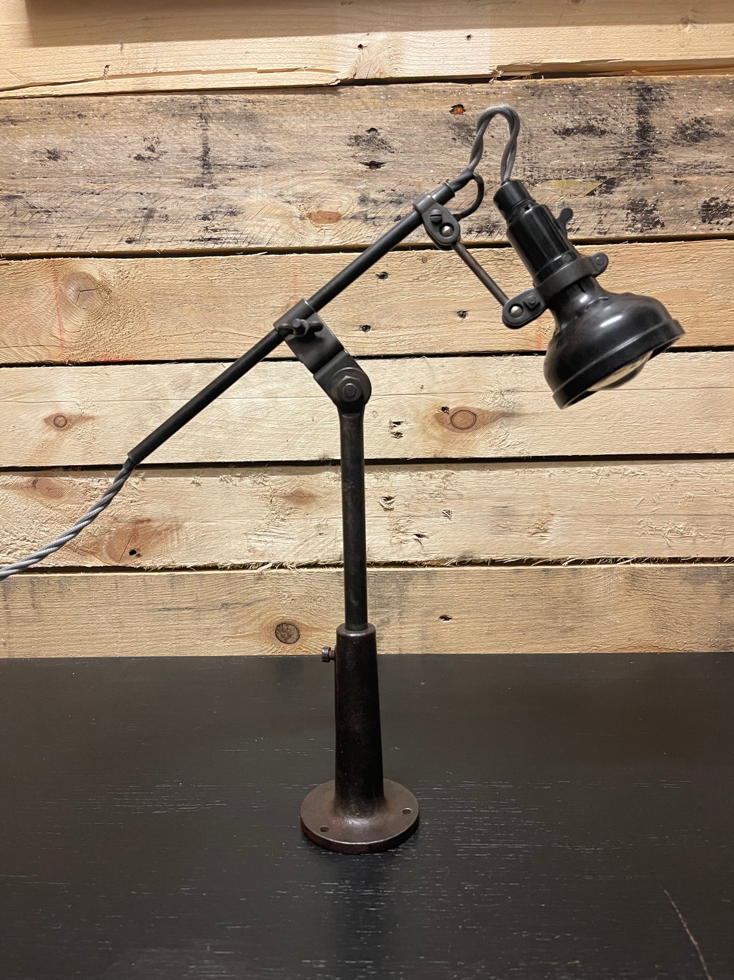 Rare 1920s Singer SPF-2 Sewing Machine Lamp By Simanco