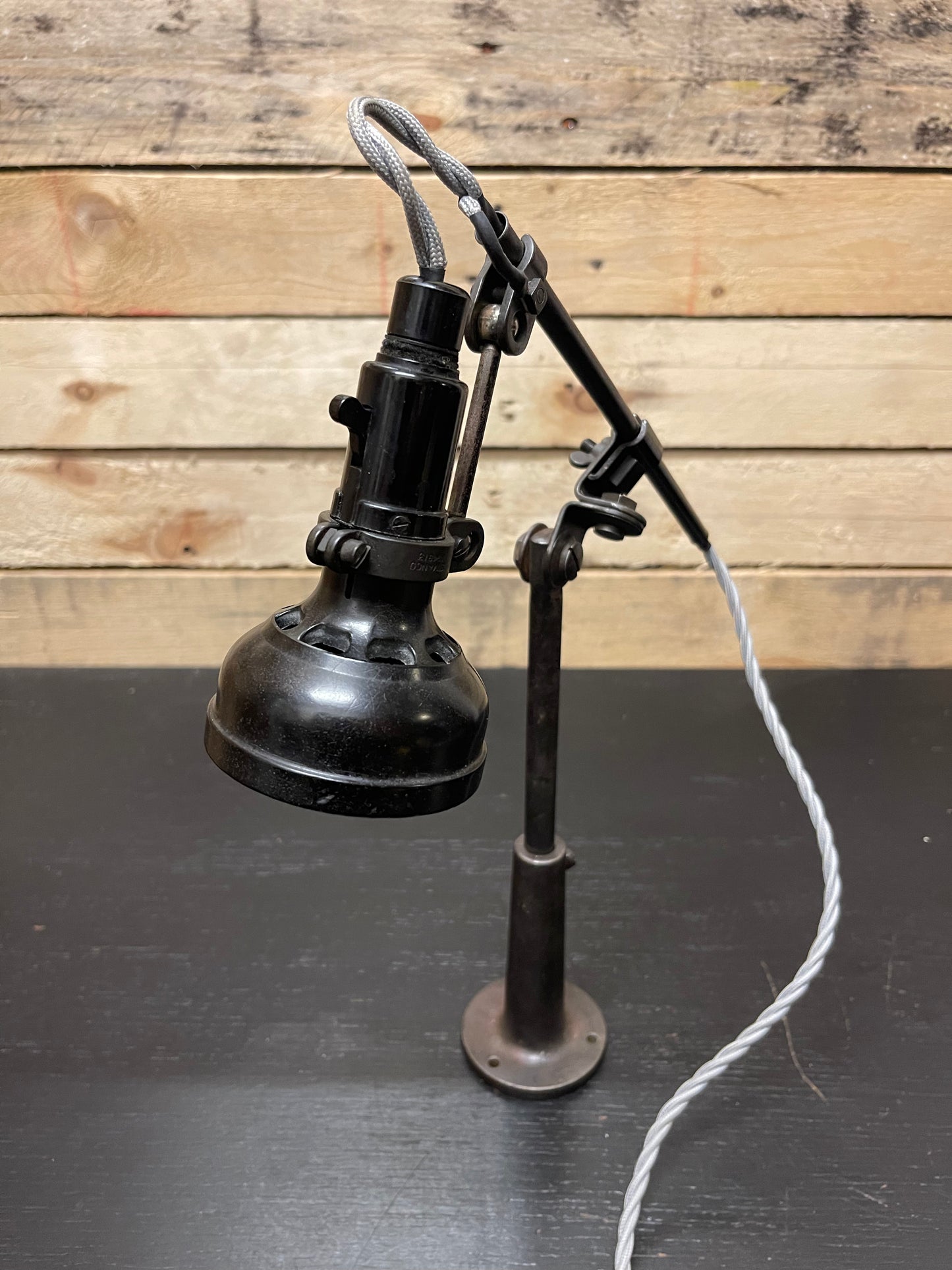 Rare 1920s Singer SPF-2 Sewing Machine Lamp By Simanco