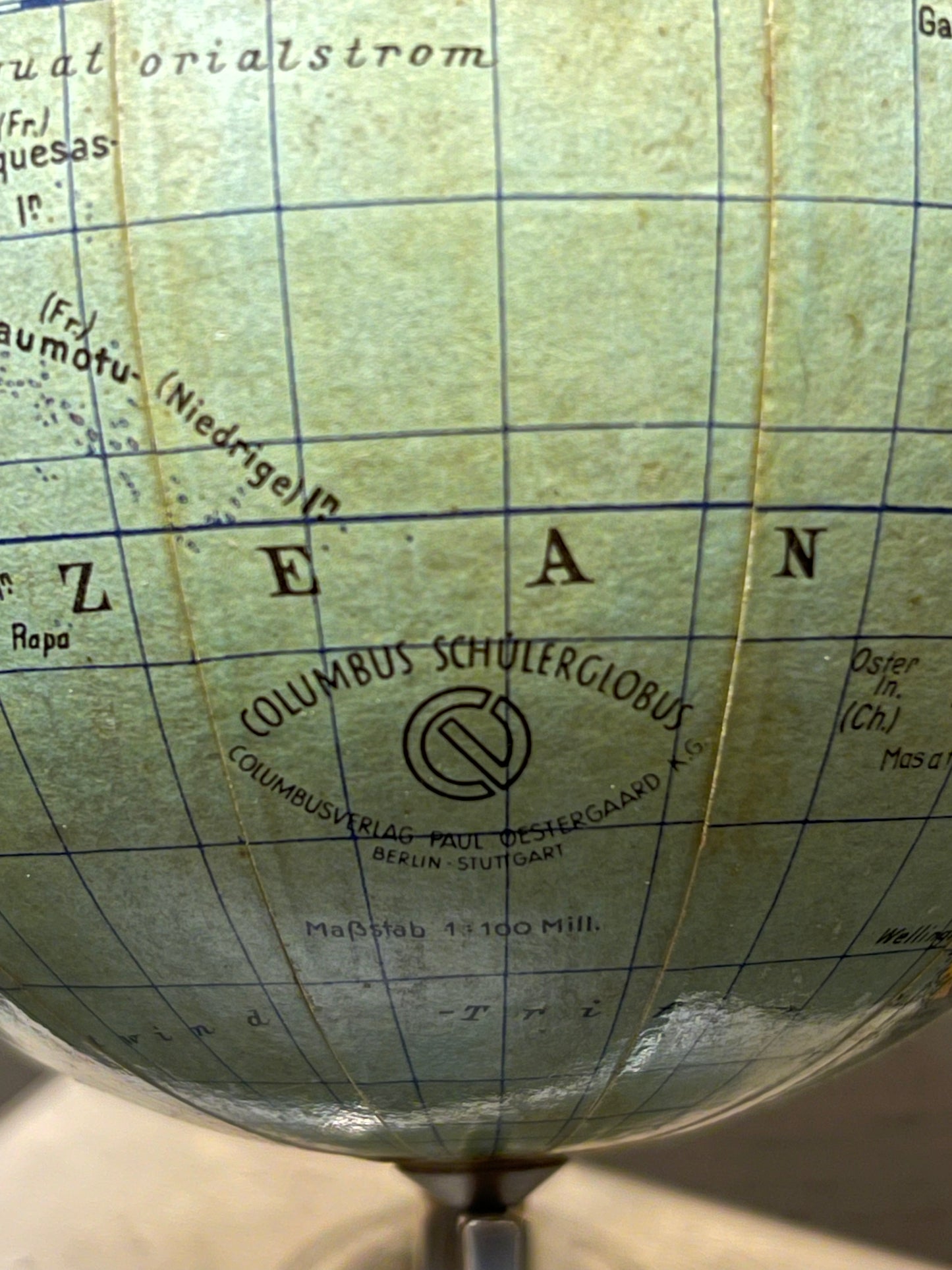 Vintage 1960s Columbus Table Top Globe