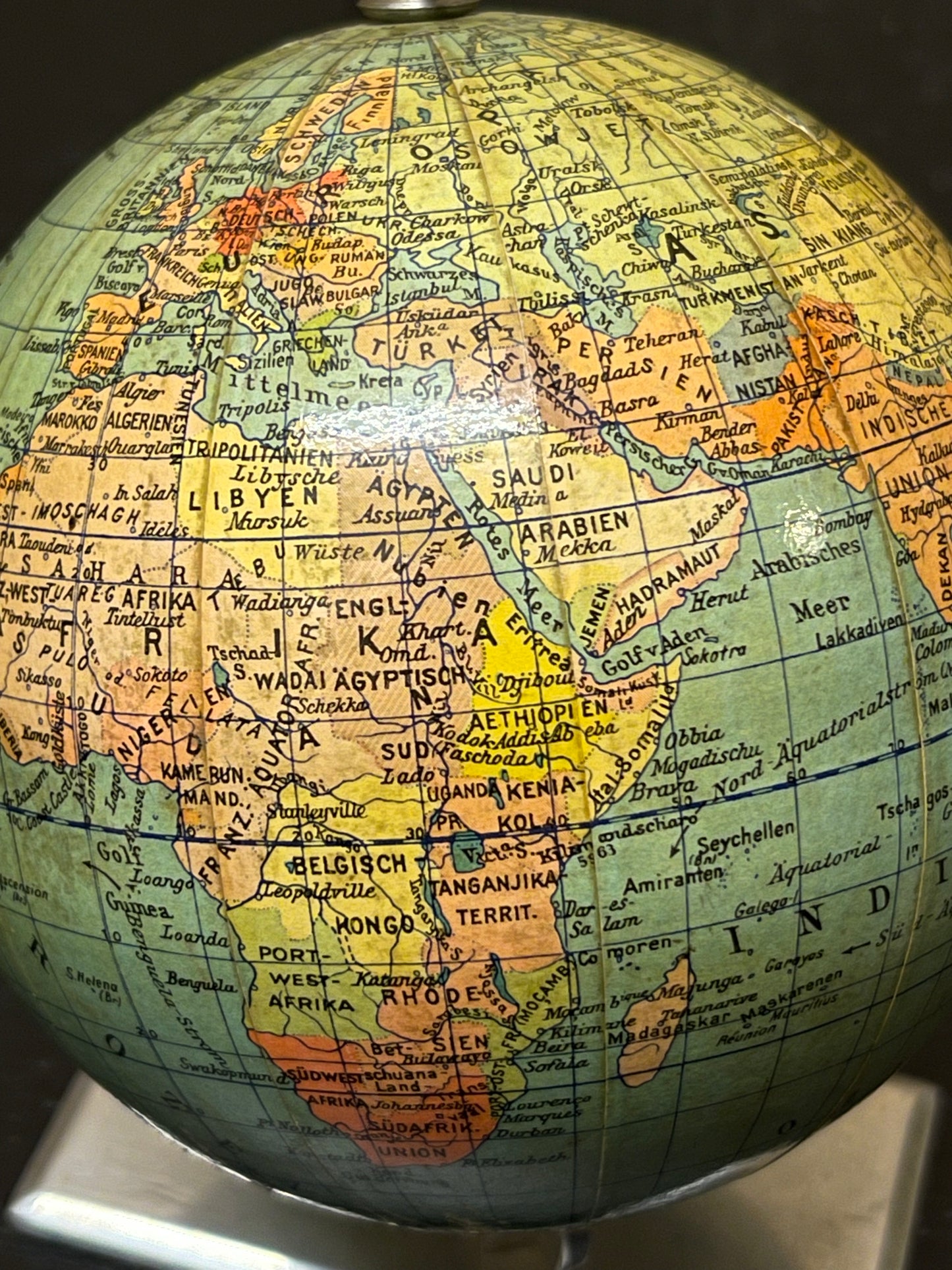 Vintage 1960s Columbus Table Top Globe