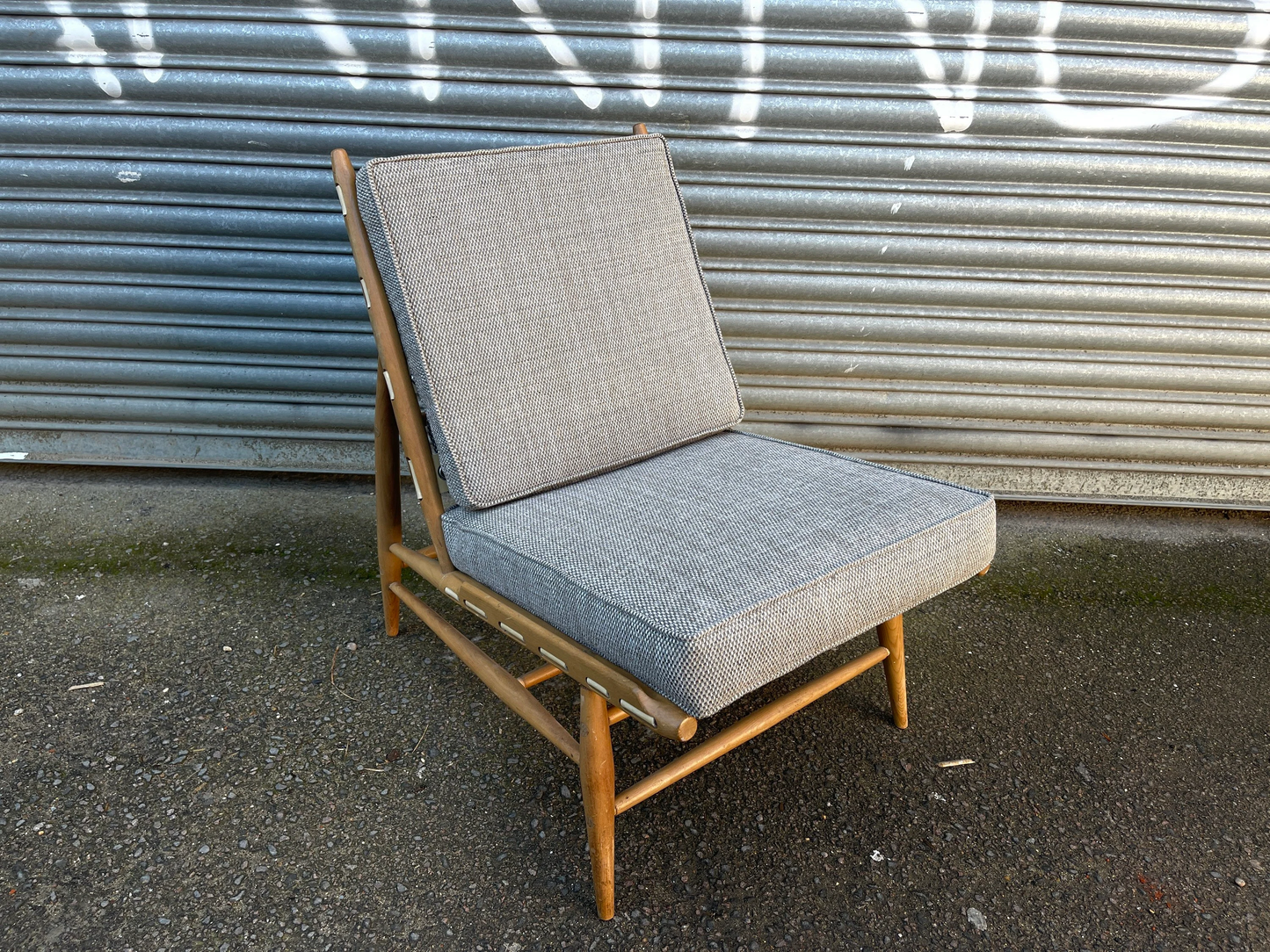 English 1960s Pair Of Ercol 427 Easy Chairs