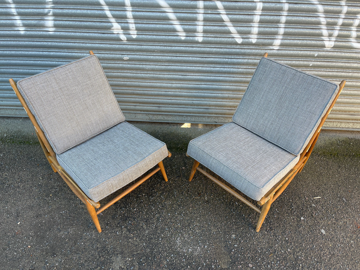 English 1960s Pair Of Ercol 427 Easy Chairs