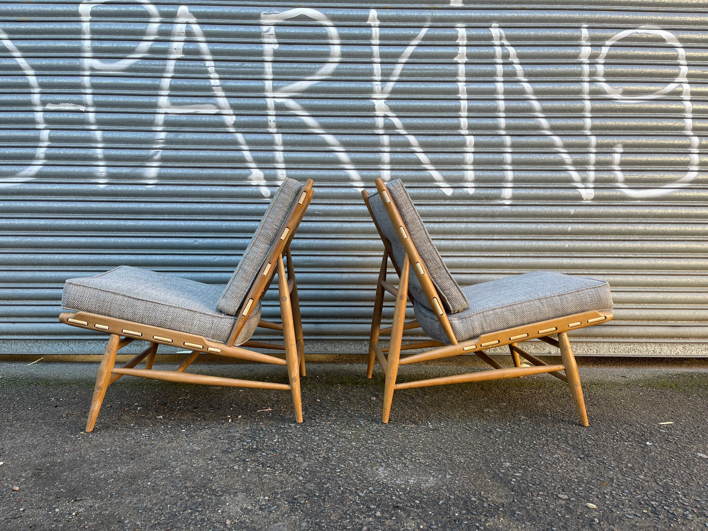 English 1960s Pair Of Ercol 427 Easy Chairs