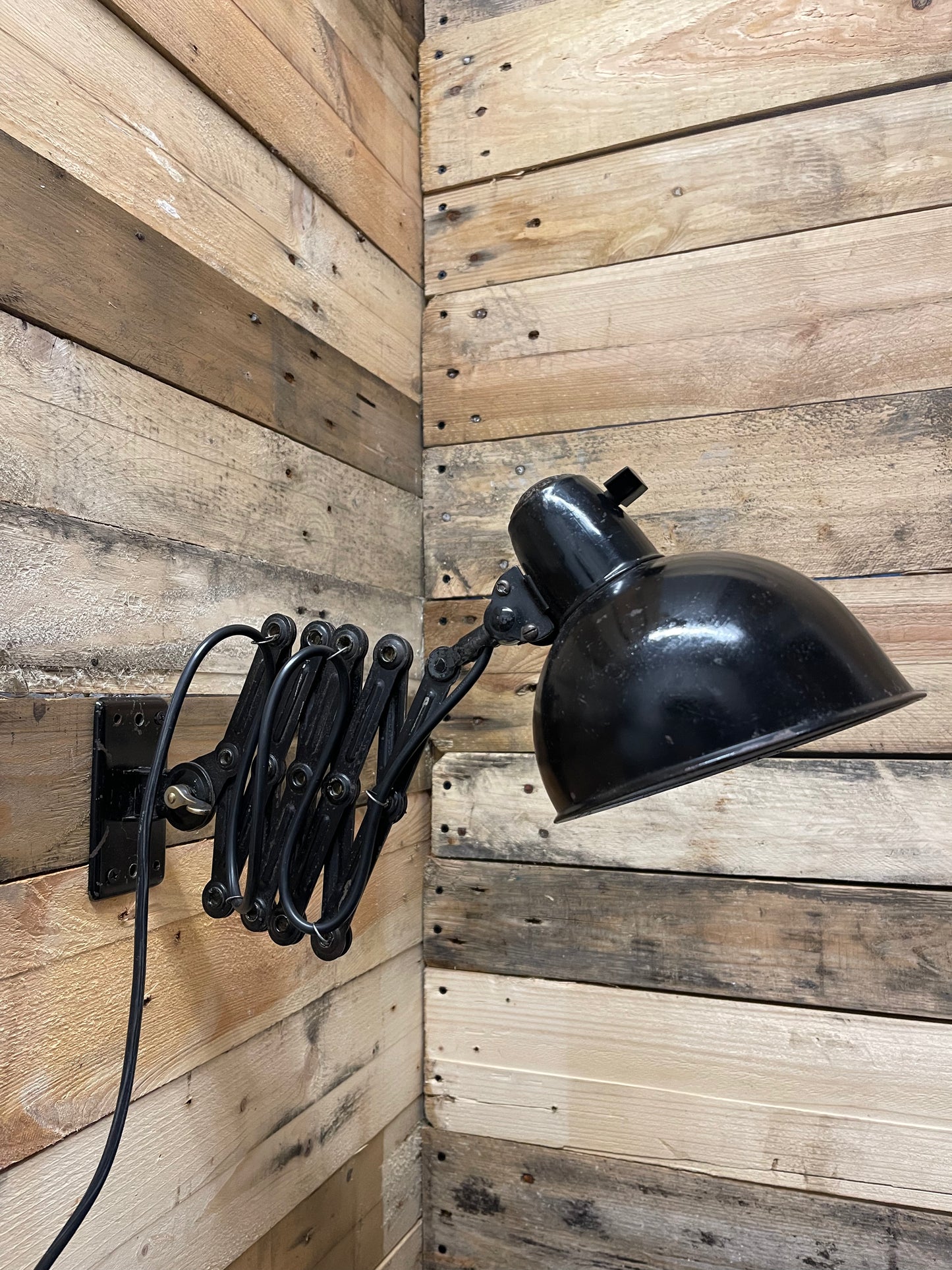 1930s Kaiser Idell Model 6582 Scissor Lamp