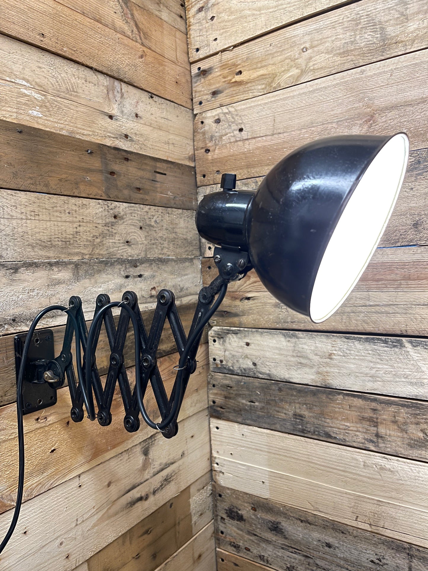 1930s Kaiser Idell Model 6582 Scissor Lamp