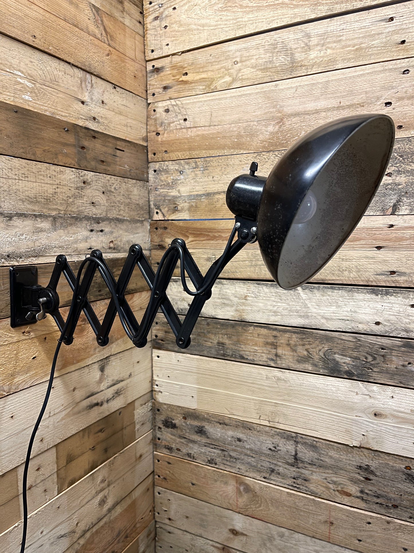 1930s Kaiser Idell Model 6718 Scissor Lamp
