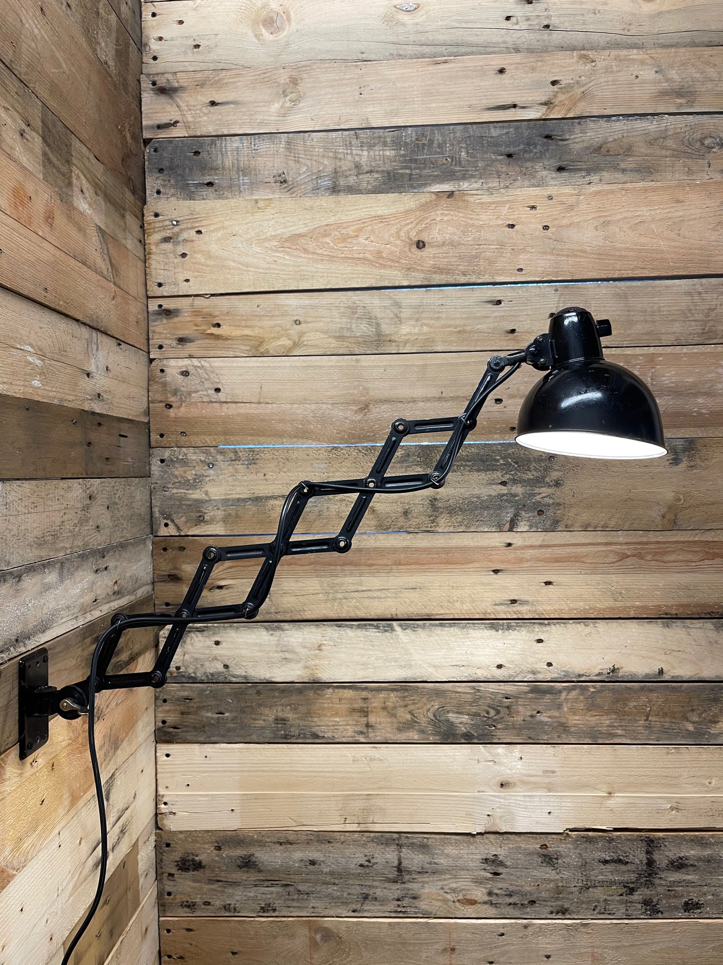1930s Kaiser Idell Model 6582 Scissor Lamp