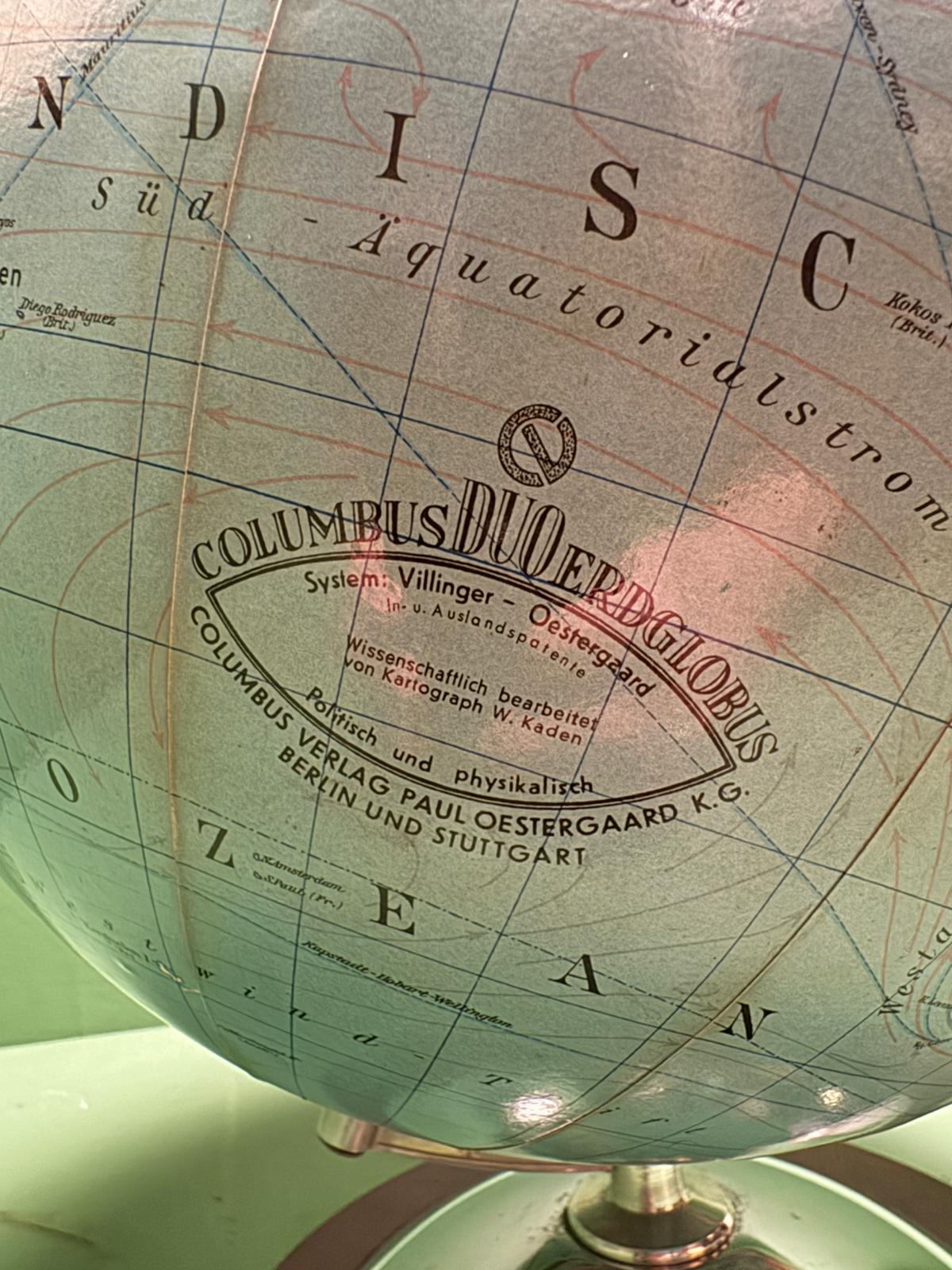 Vintage 1960s German Columbus Duo Glass Globe Lamp
