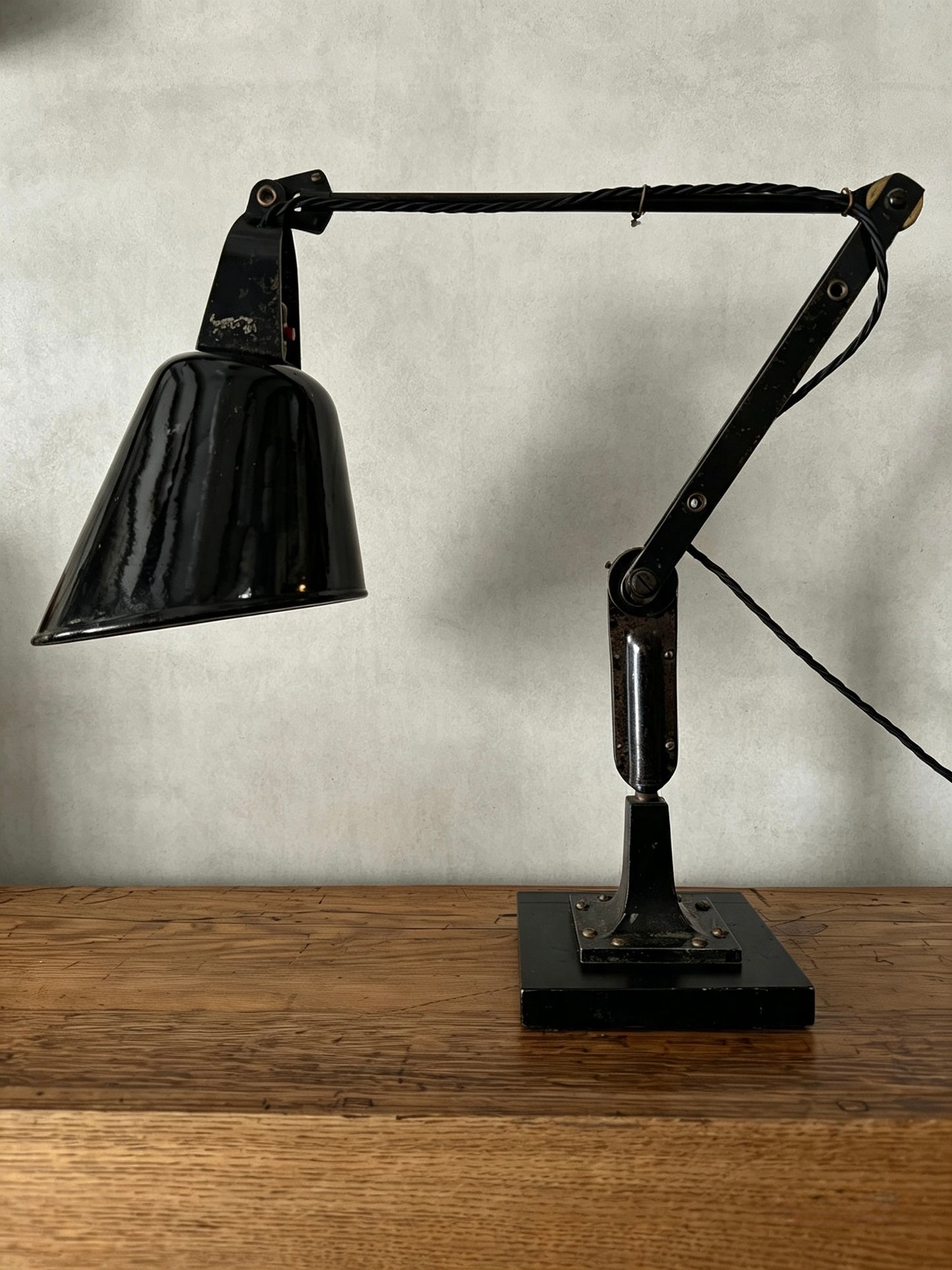 1930s Waligraph Zonalite Task Lamp