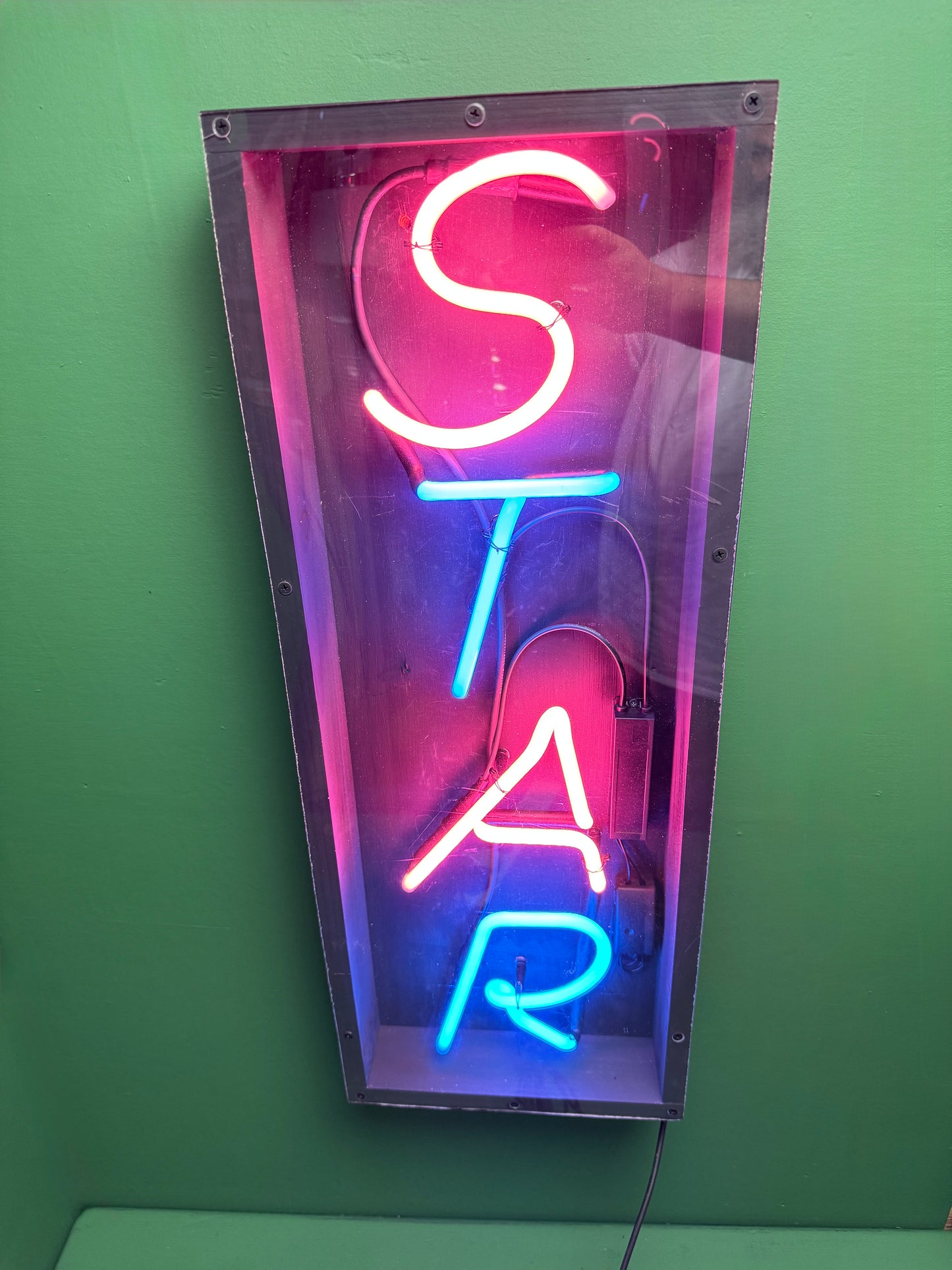 Circa 1980s ‘ STAR ‘ Neon Sign