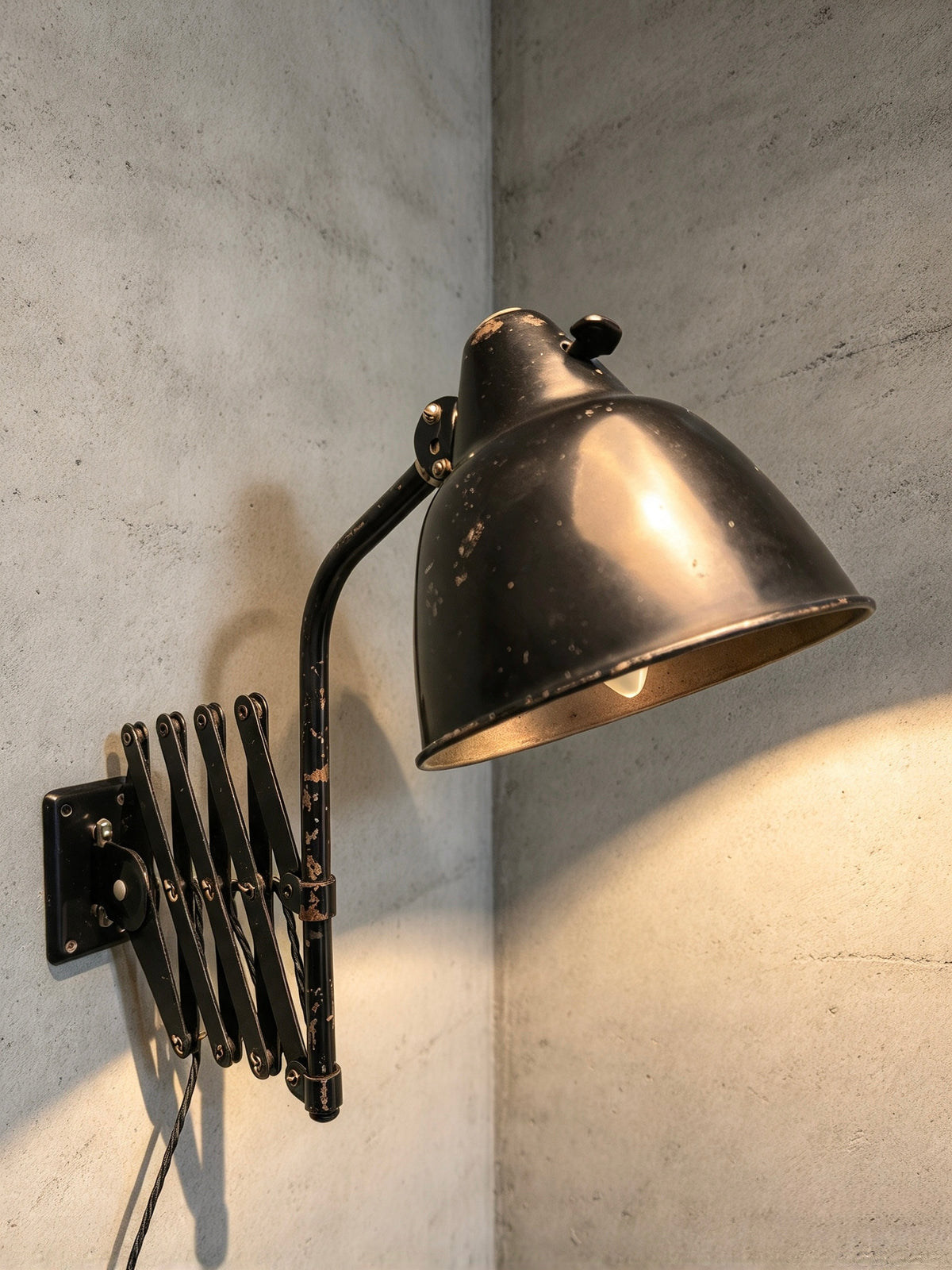 1940s Industrial Scissor Lamp By Helo Leuchten