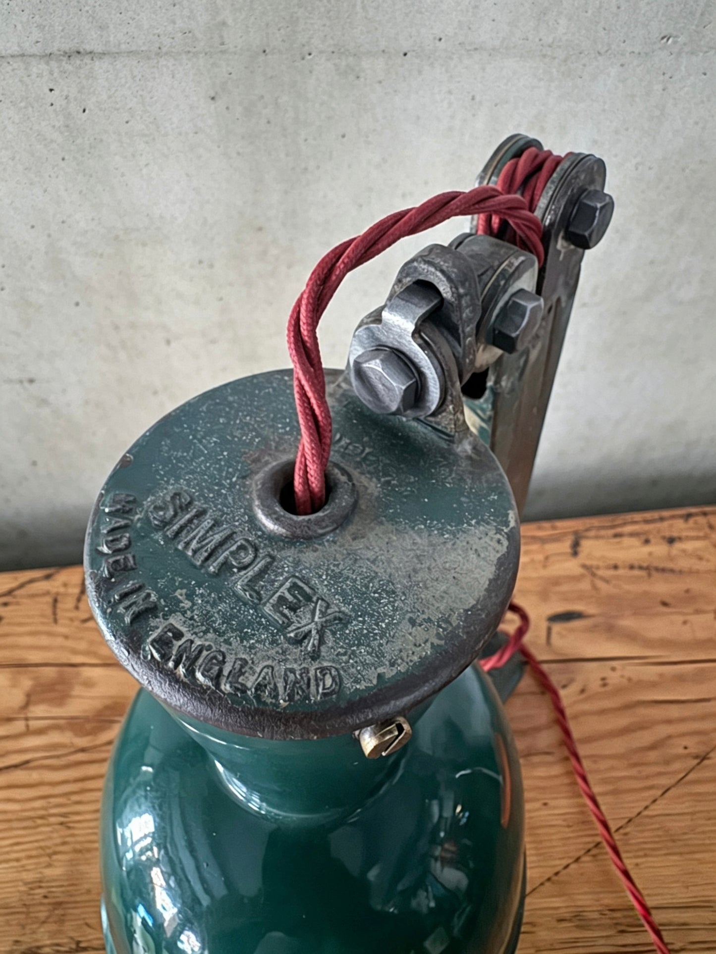 1930s Wall / Worktop Machinists Lamp By Simplex