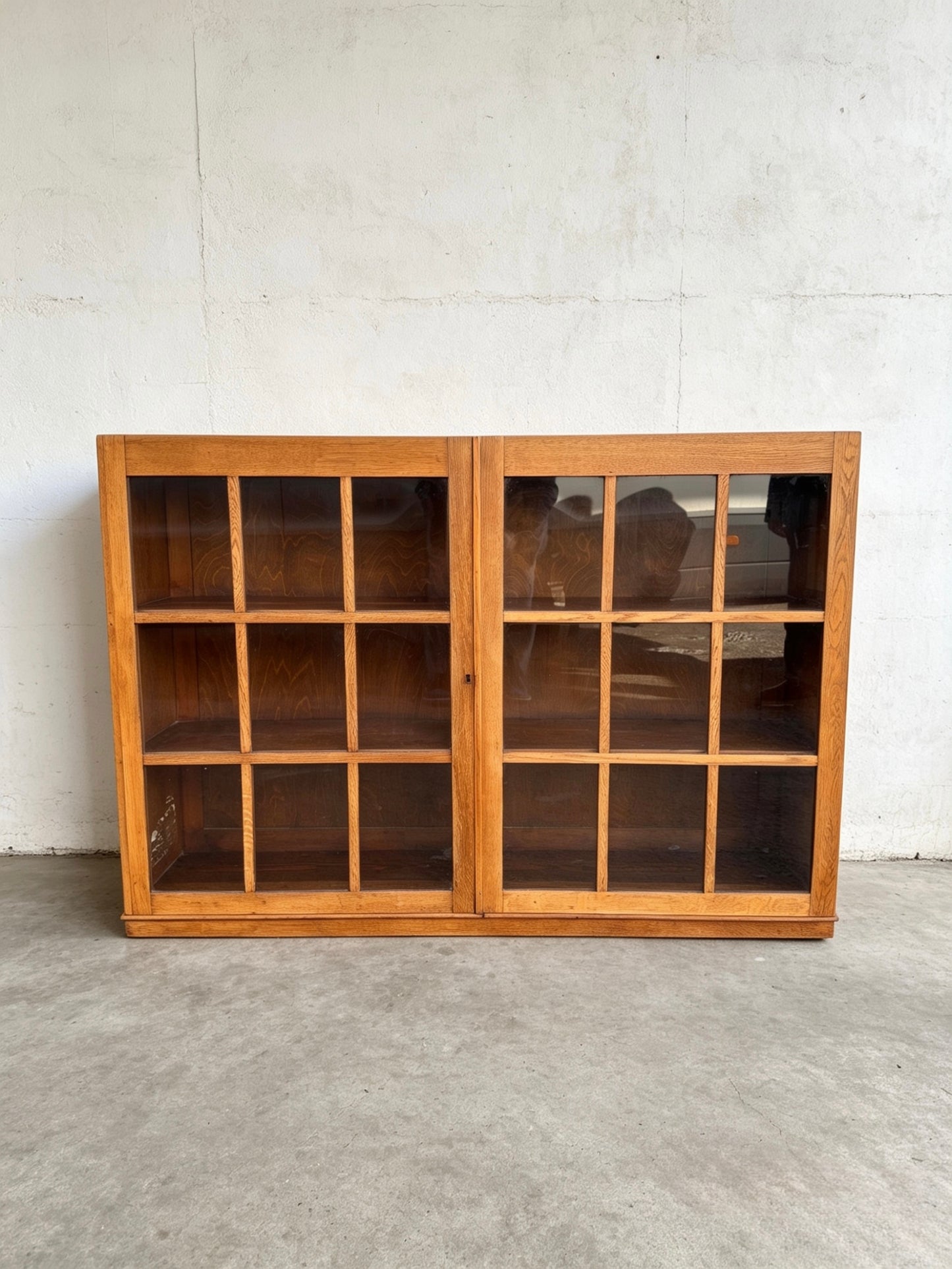 Early 1900s Oak Double Glass Door Display Bookshelf