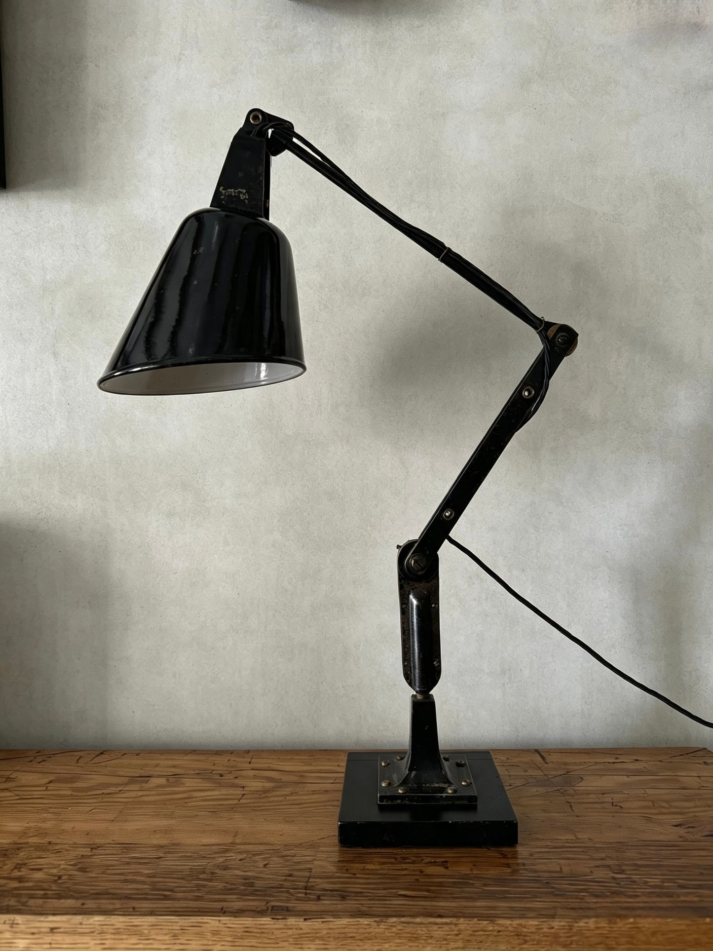 1930s Waligraph Zonalite Task Lamp