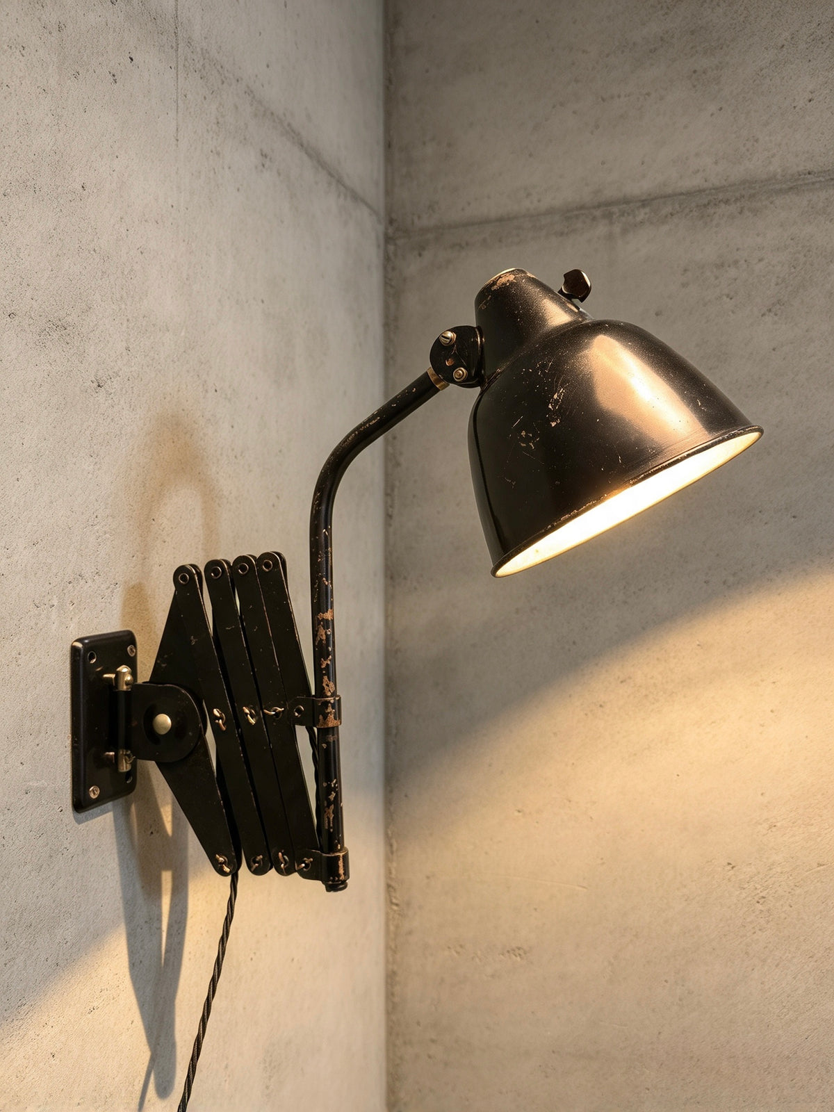1940s Industrial Scissor Lamp By Helo Leuchten