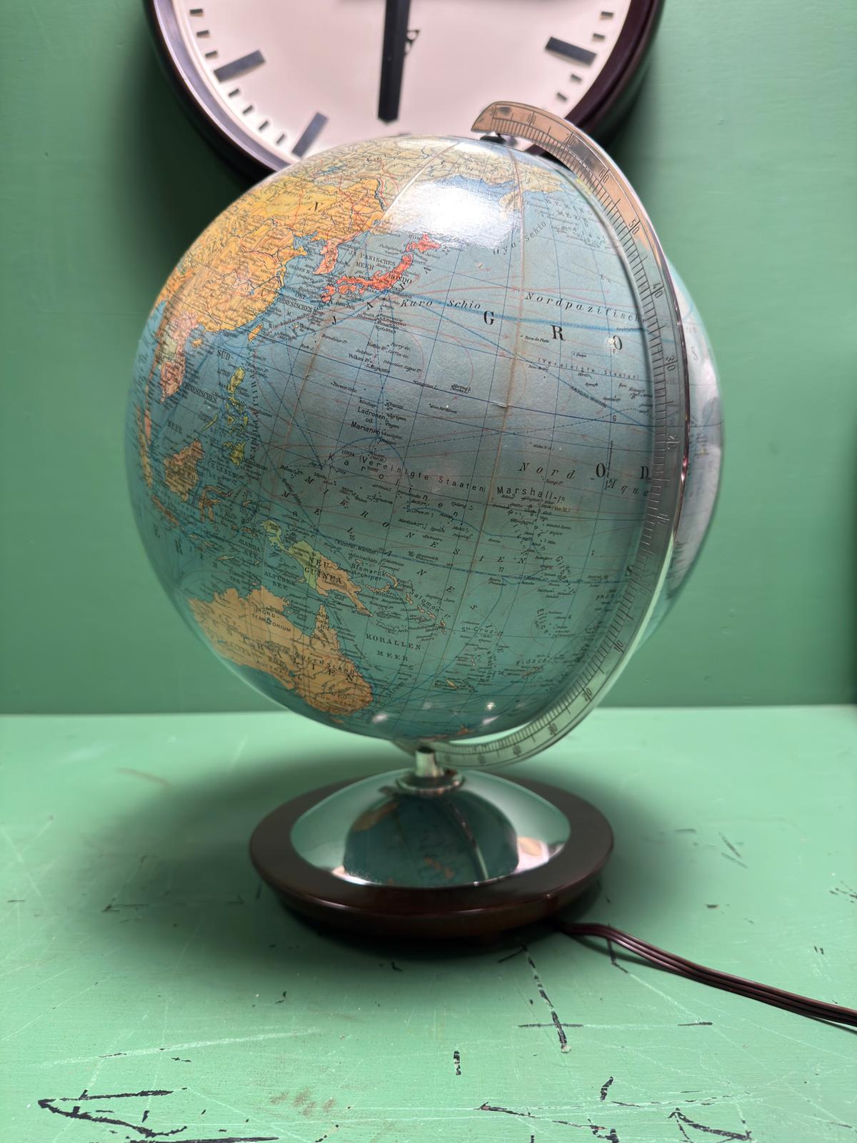 Vintage 1960s German Columbus Duo Glass Globe Lamp