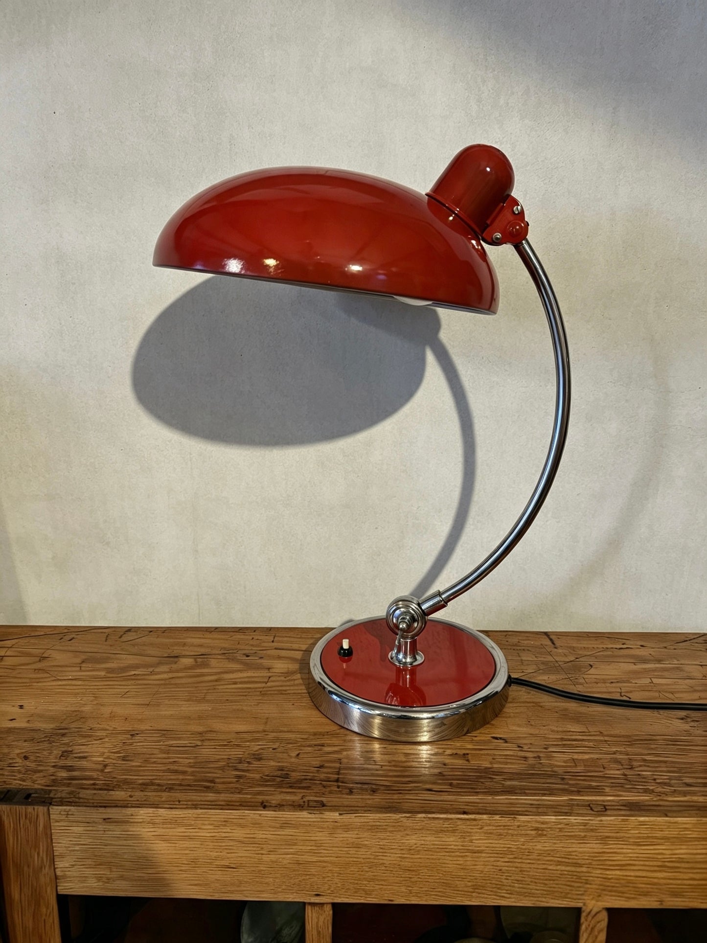 Model 6631 President Table Lamp By Kaiser Idell