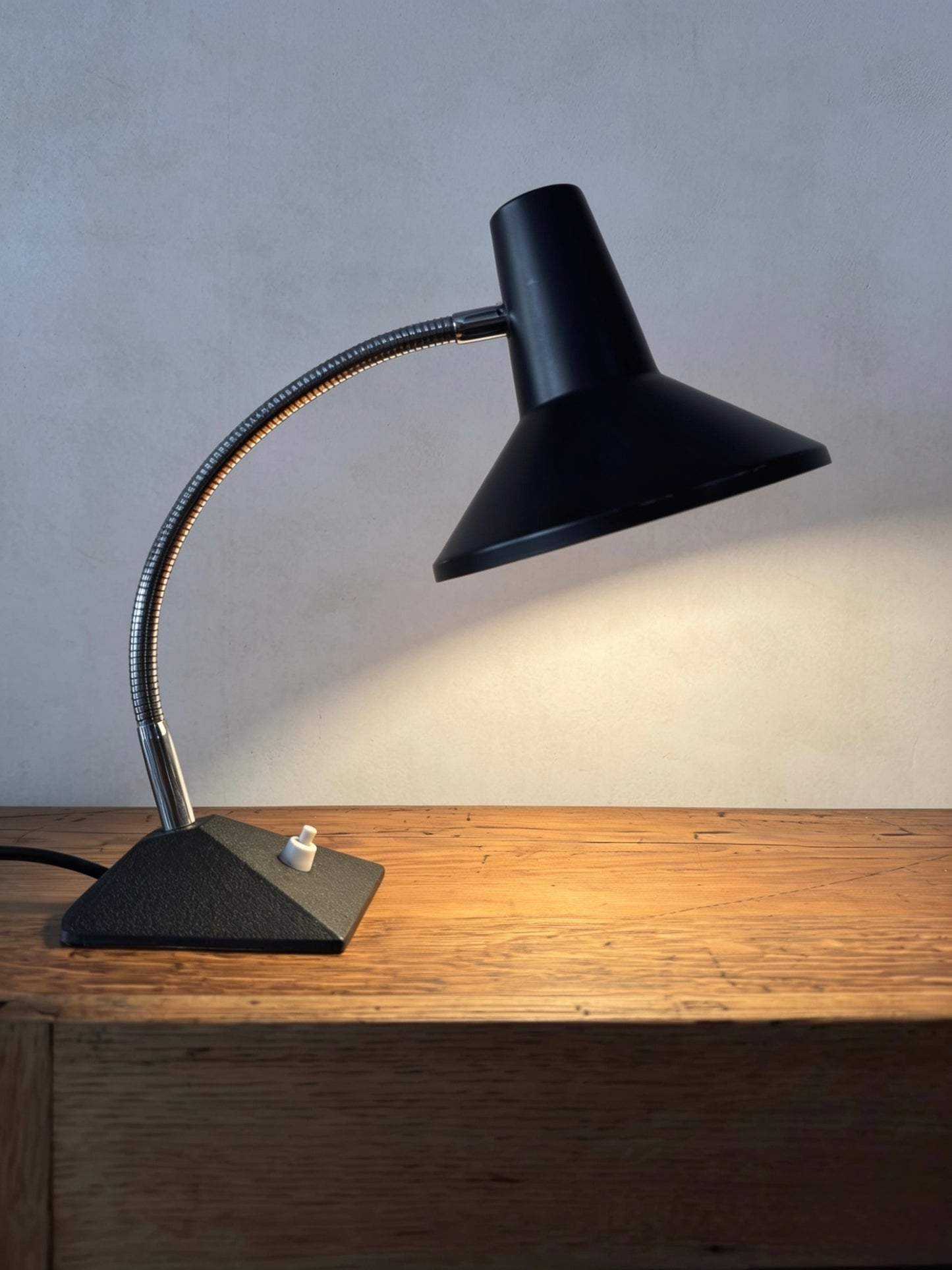 1970s German Retro Gooseneck Table Lamp