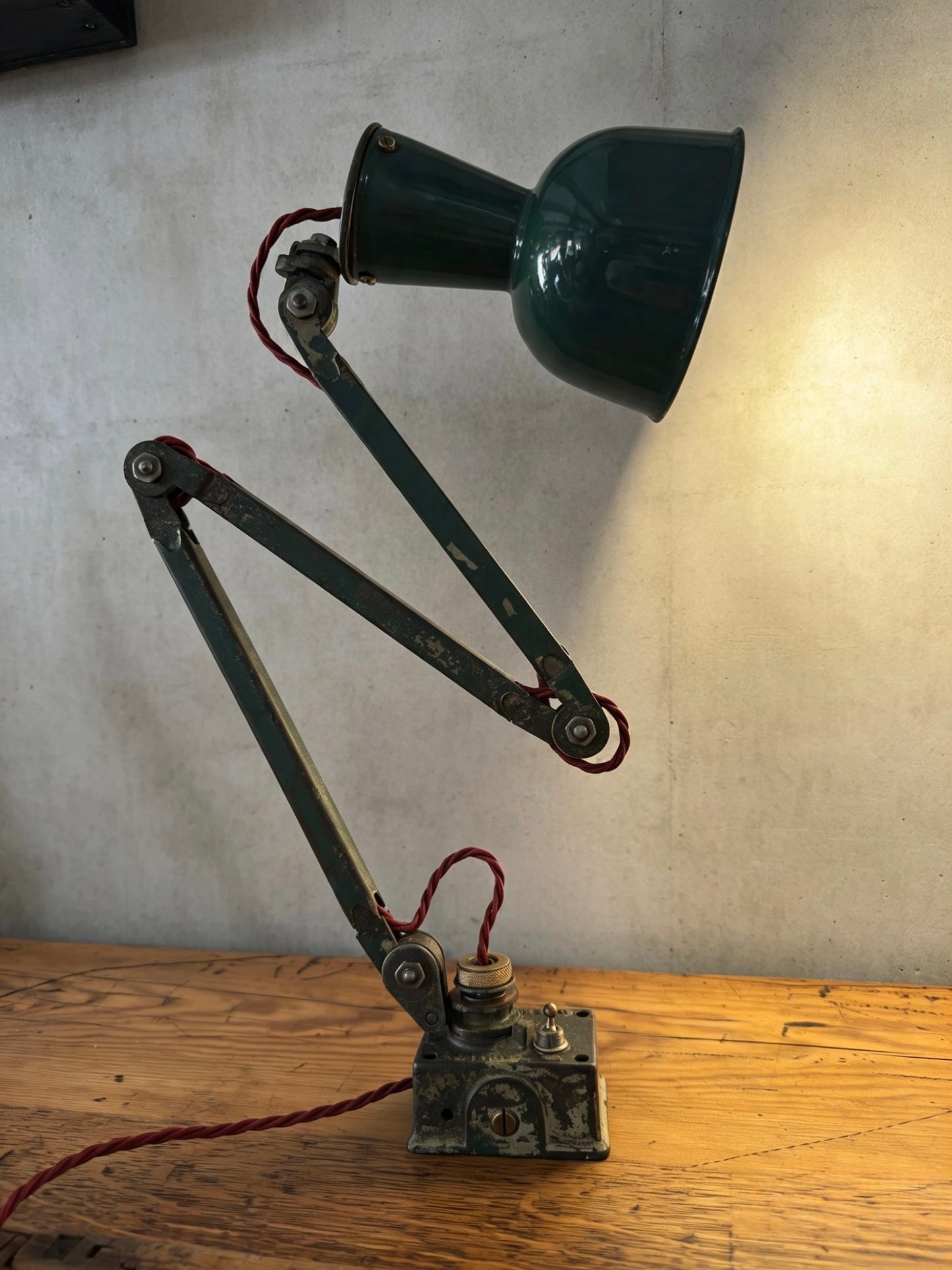 1930s Wall / Worktop Machinists Lamp By Simplex