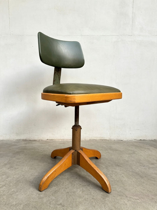 1930s Ama Elastik Factory Chair