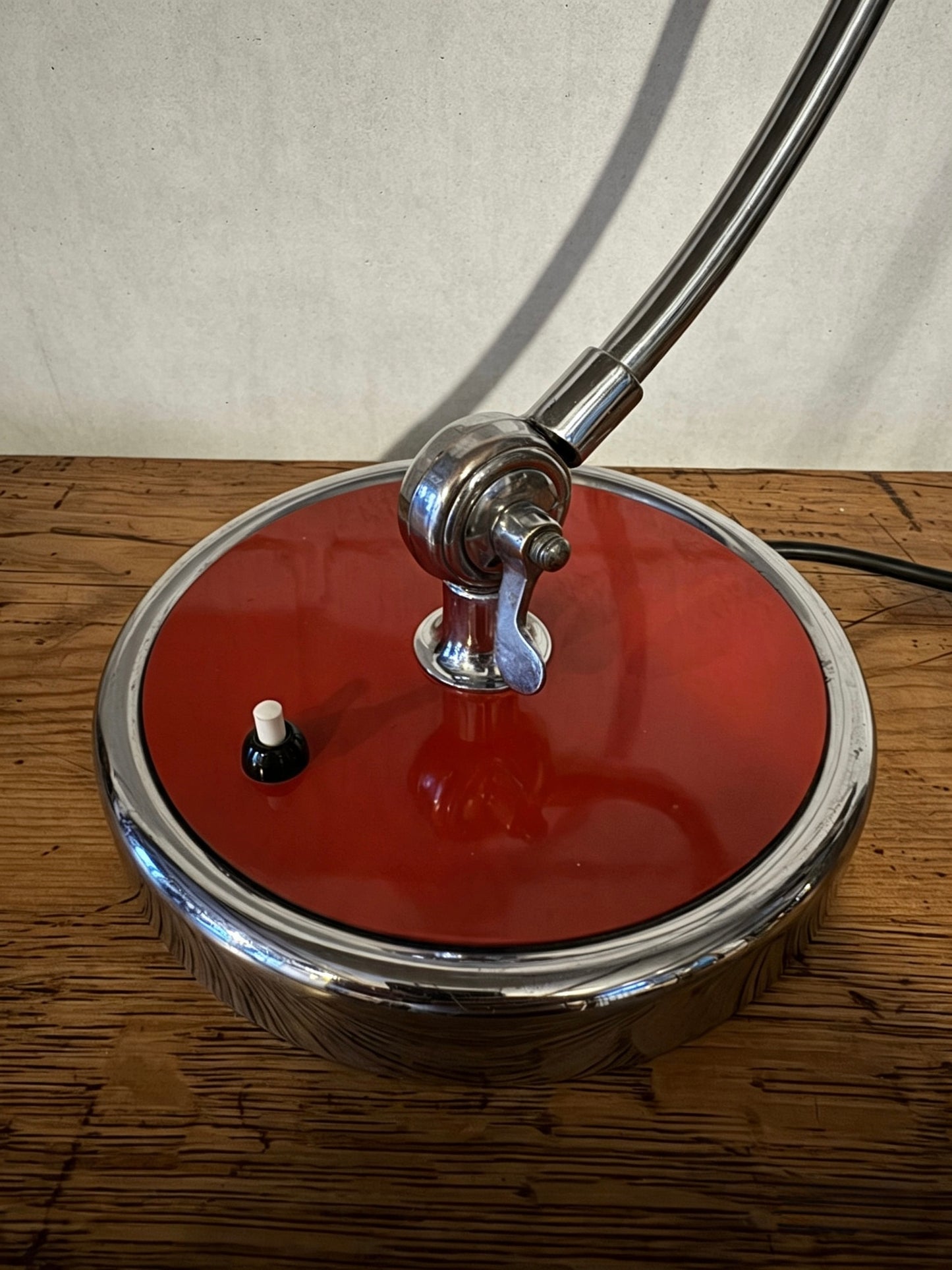 Model 6631 President Table Lamp By Kaiser Idell