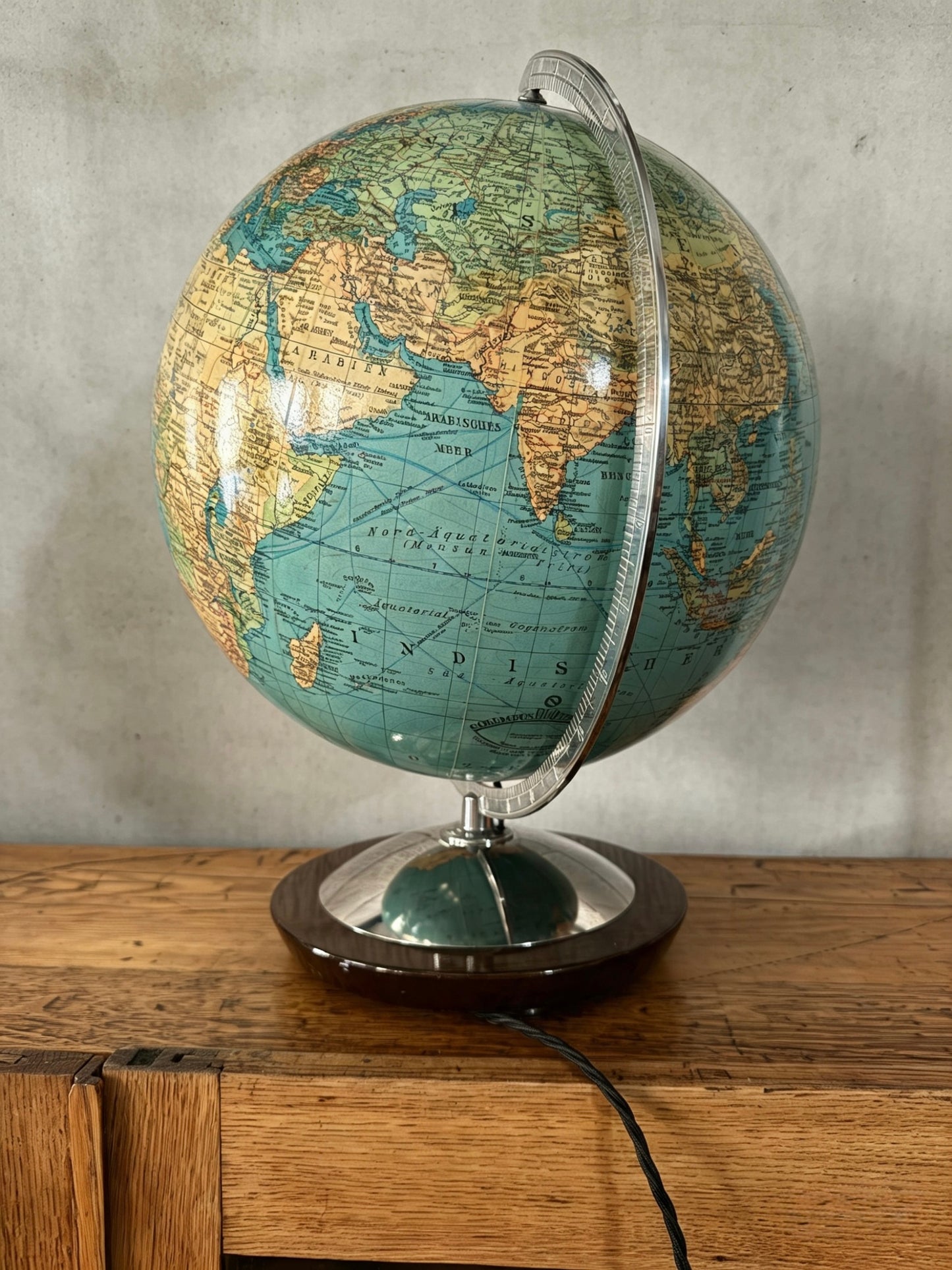 Vintage 1960s German Columbus Duo Glass Globe Lamp