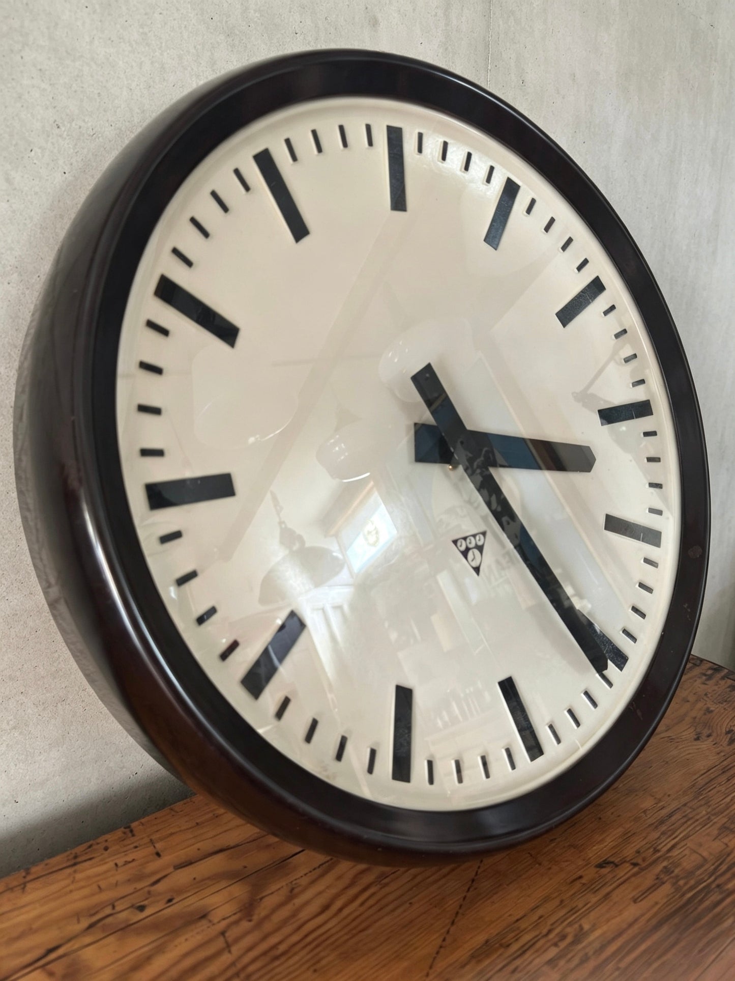 Large Czech 1950s Bakelite Office / Factory Clocks By Pragotron