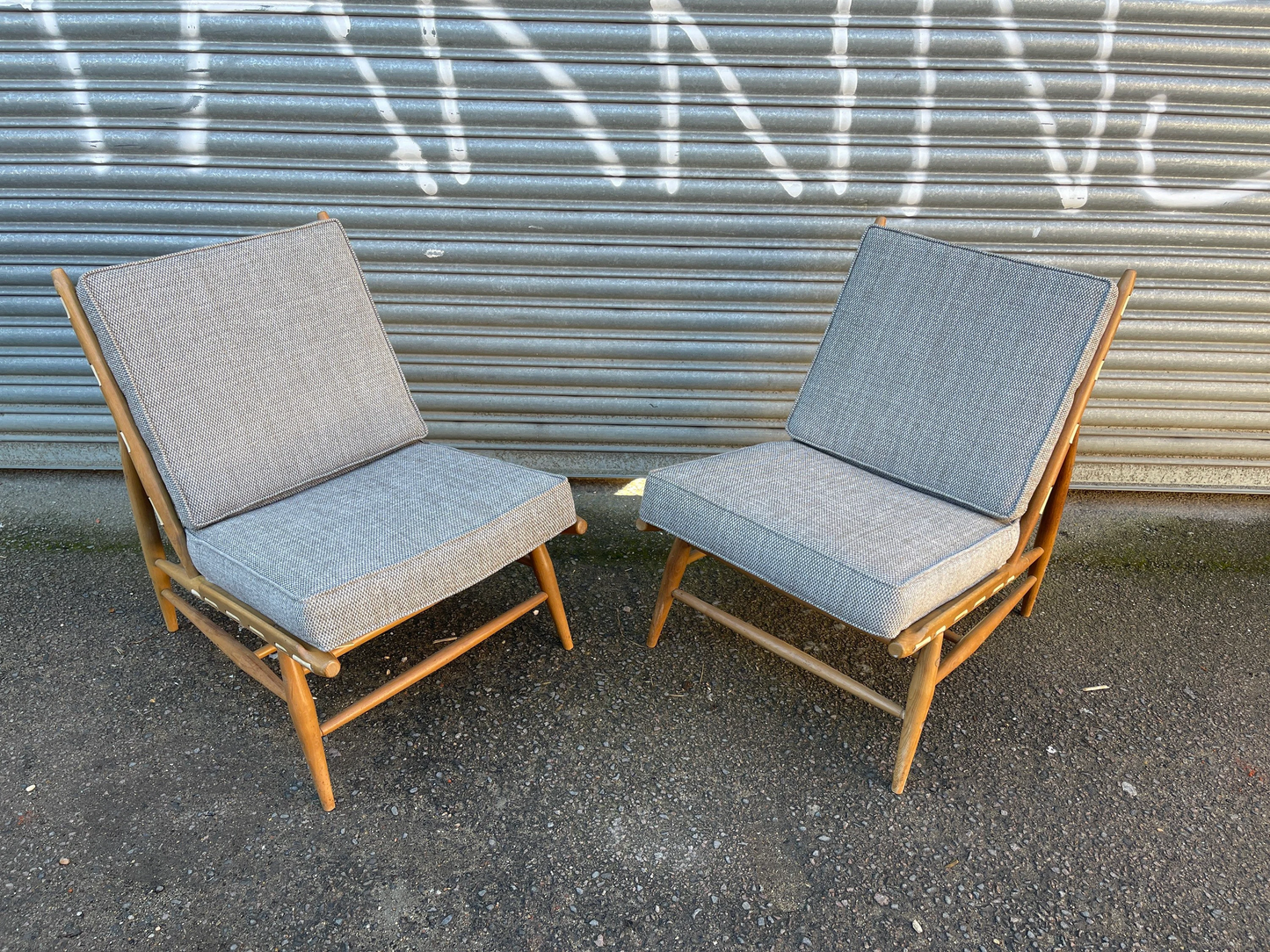 English 1960s Pair Of Ercol 427 Easy Chairs